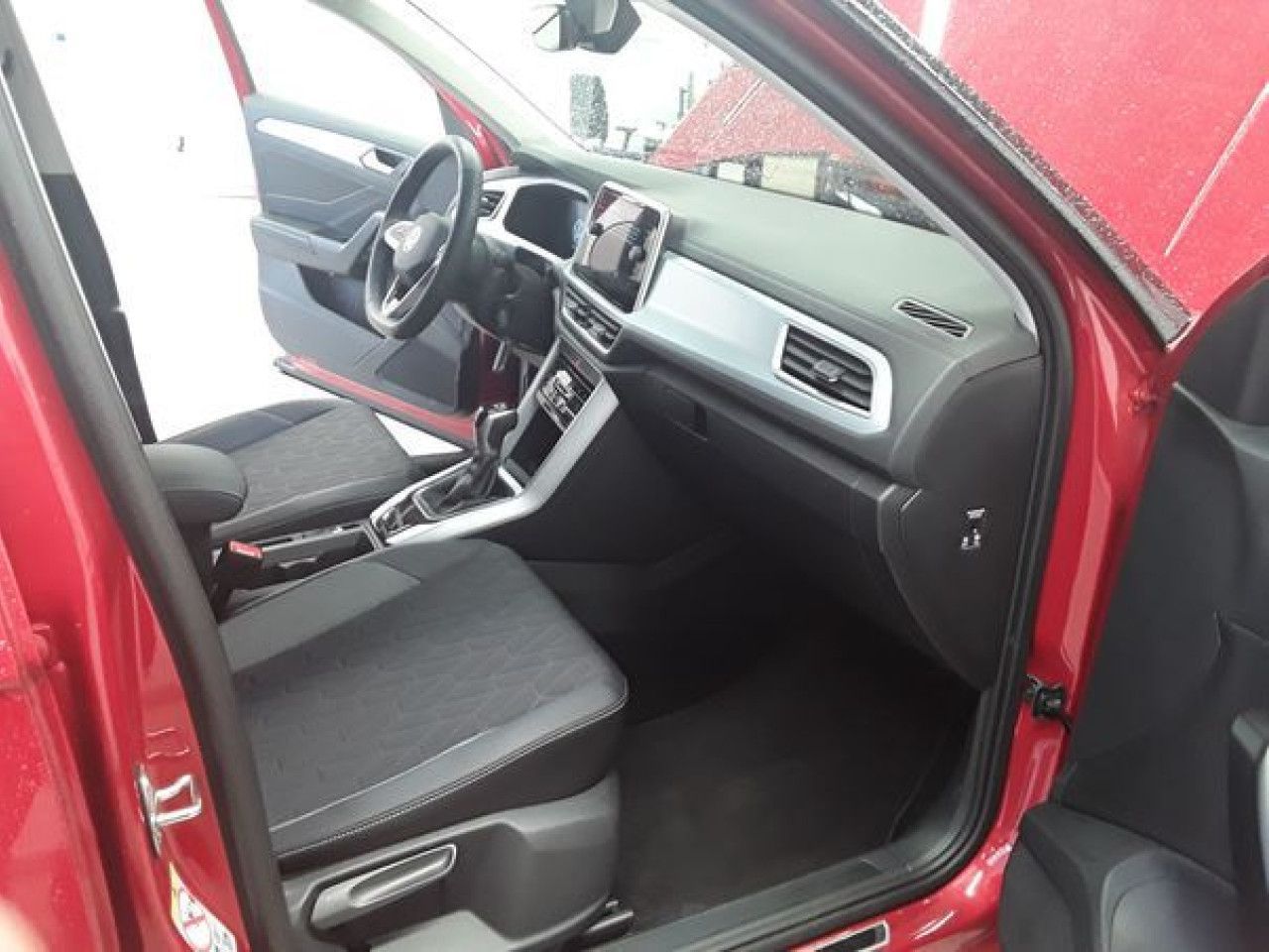 Fahrzeugabbildung Volkswagen T-ROC GOAL 1.5 TSI DSG Navi LED ParkAssist ACC