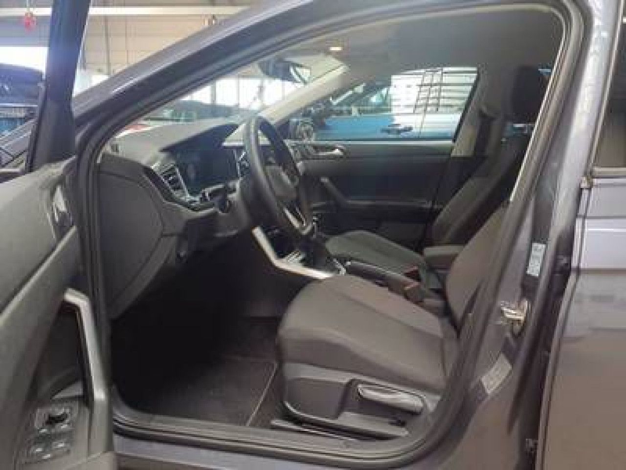 Fahrzeugabbildung Volkswagen Polo Life 1.0 TSI Navi LED ACC PDC SHZ Bluetooth