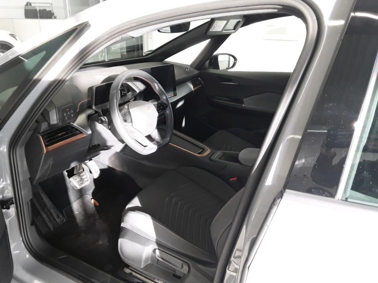 Fahrzeugabbildung CUPRA Born electric 62 kWh Navi LED Kamera ACC SHZ PDC