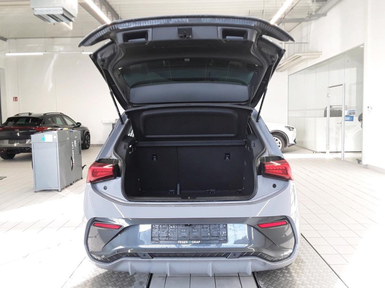 Fahrzeugabbildung CUPRA Born electric 62 kWh Navi LED Kamera ACC SHZ PDC