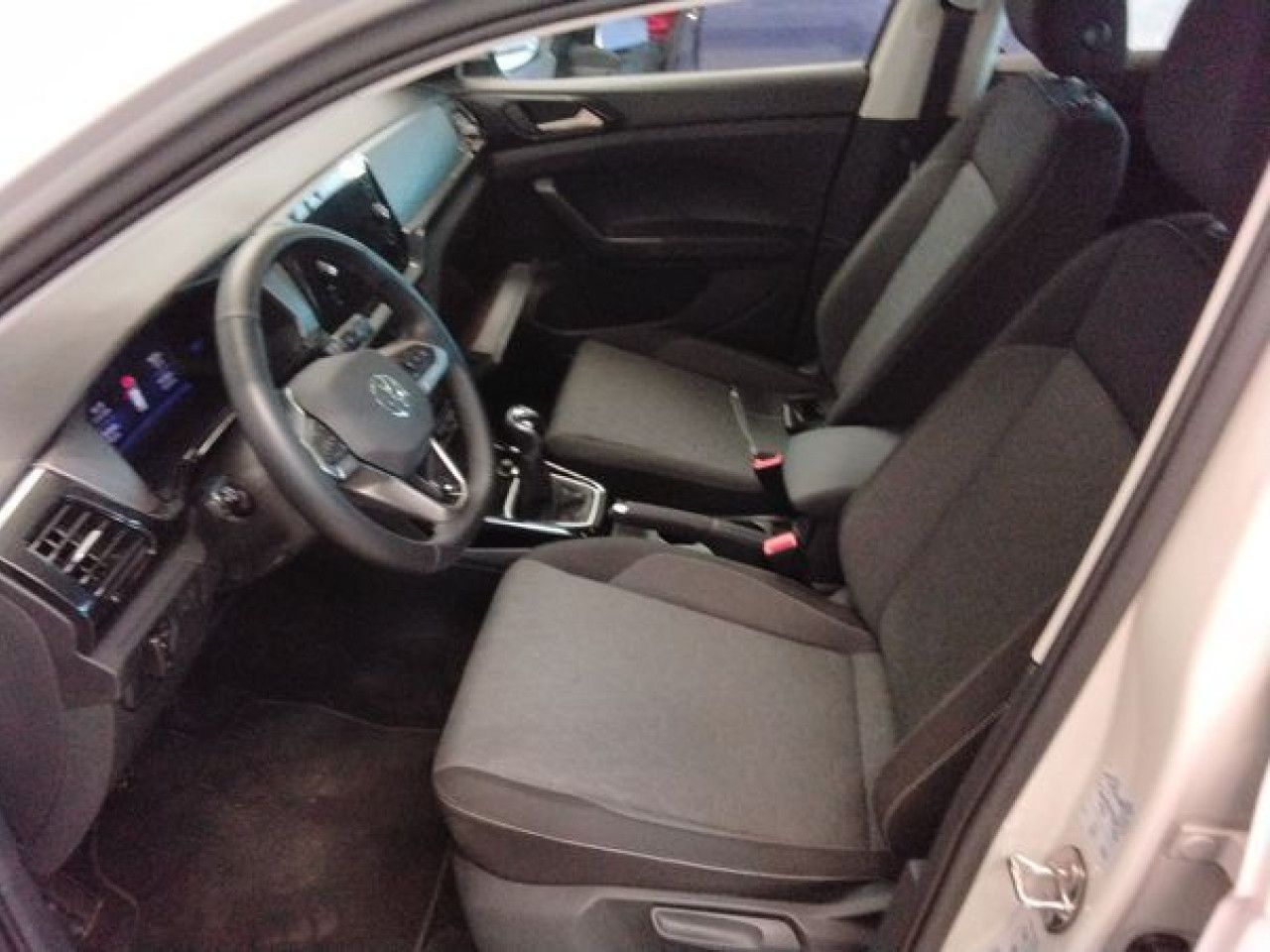 Fahrzeugabbildung Volkswagen T-Cross Life 1.0 TSI Kamera Navi LED Sitzheizung