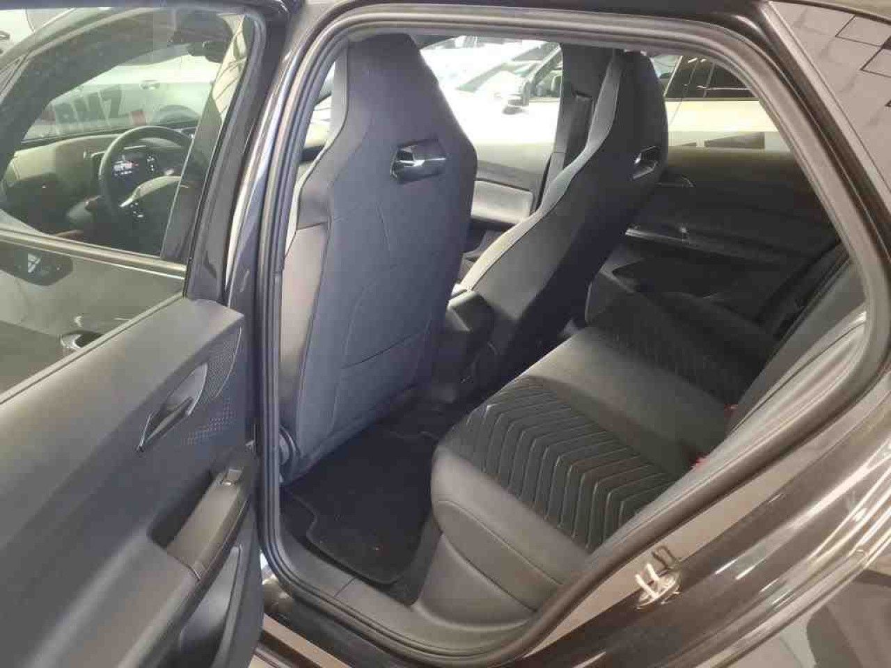 Fahrzeugabbildung CUPRA Born e-Boost electric 62 kWh Kamera Sitzheizung