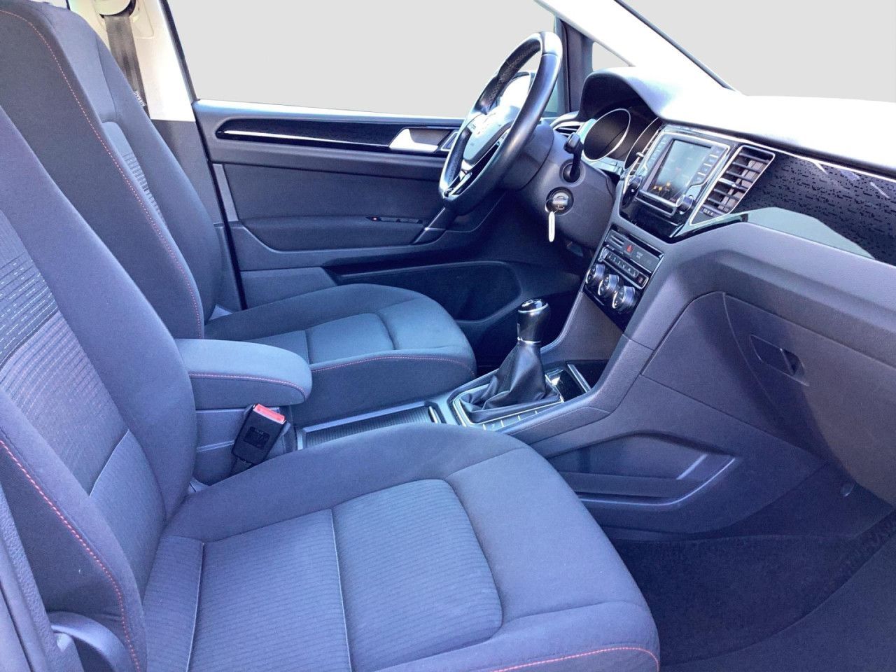 Fahrzeugabbildung Volkswagen Golf Sportsvan Sound 1.4 TSI Navi Climatronic