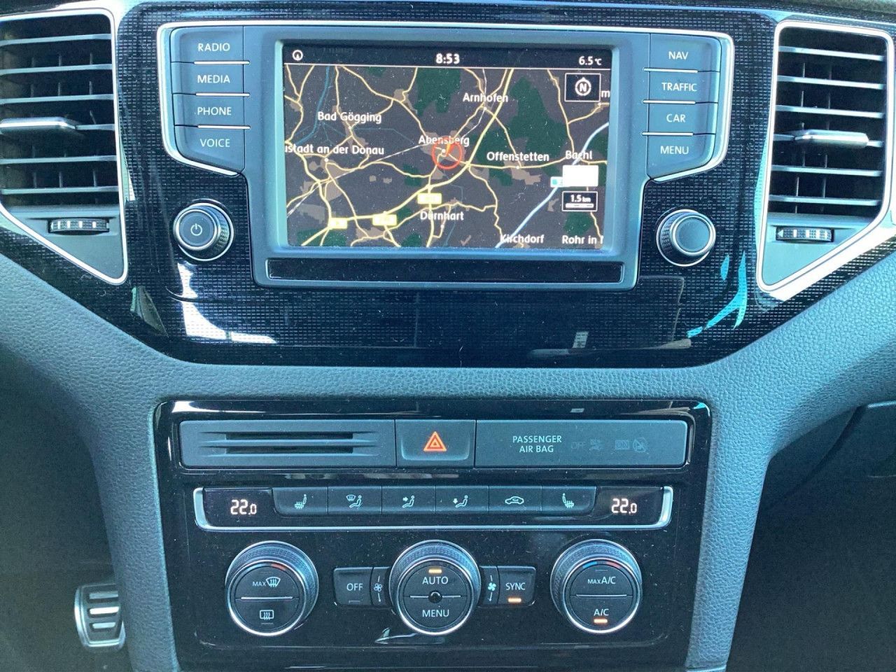 Fahrzeugabbildung Volkswagen Golf Sportsvan Sound 1.4 TSI Navi Climatronic