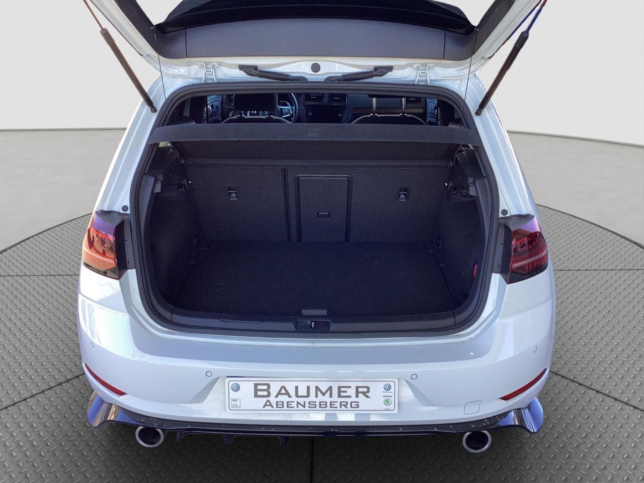 Fahrzeugabbildung Volkswagen Golf VII GTI Performance 2.0 TSI DSG LED NAVI