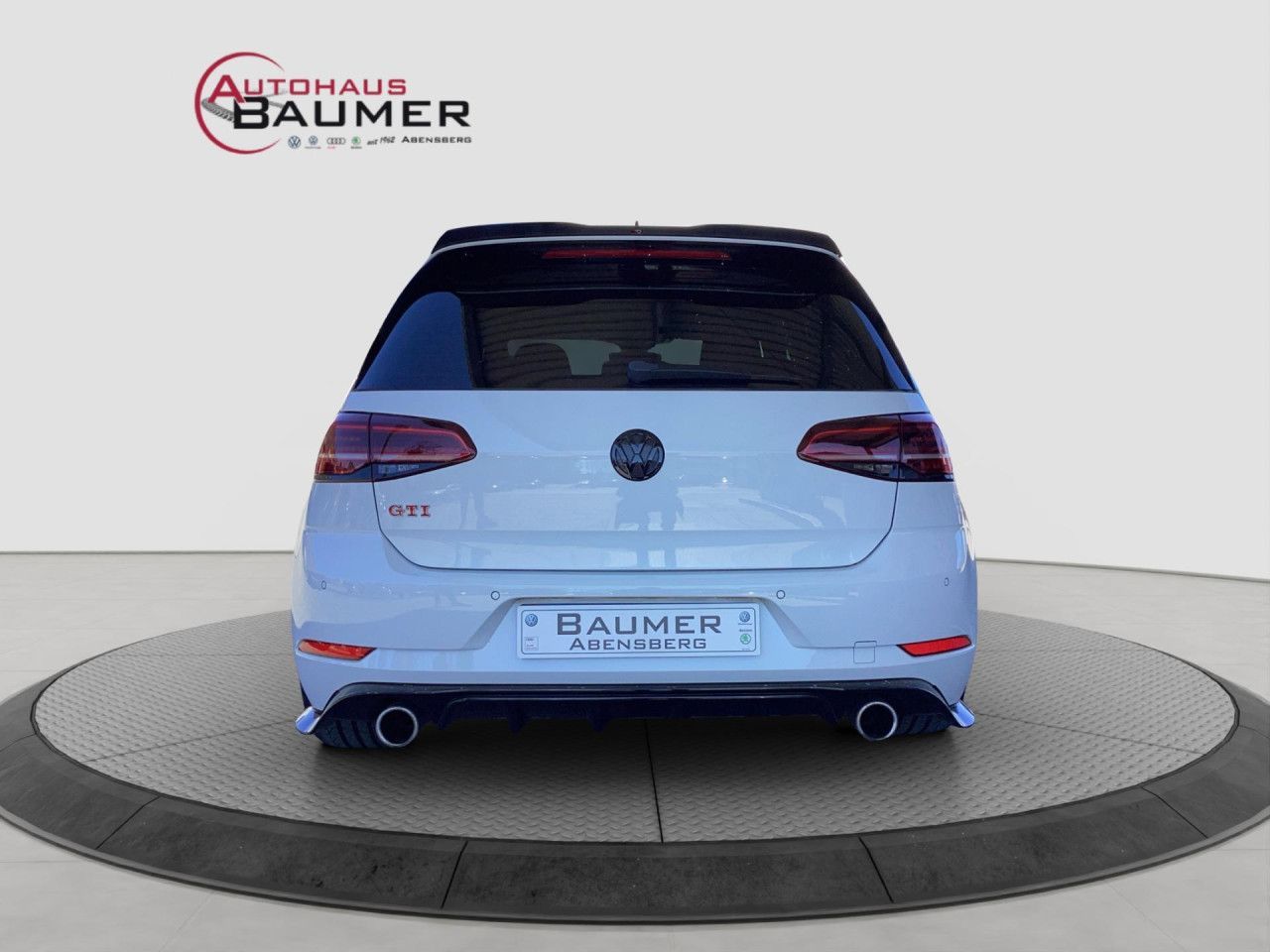 Fahrzeugabbildung Volkswagen Golf VII GTI Performance 2.0 TSI DSG LED NAVI