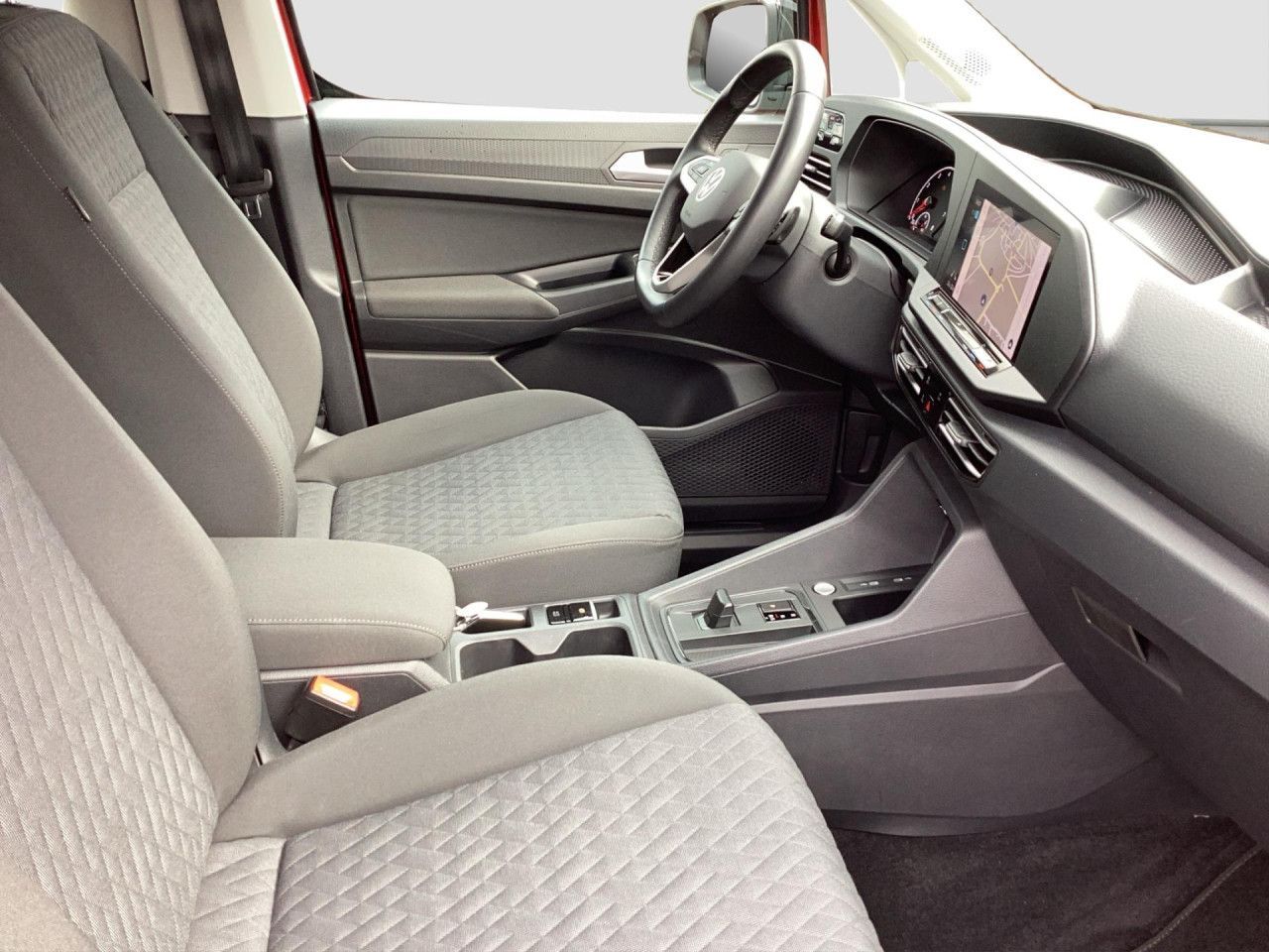 Fahrzeugabbildung Volkswagen Caddy Life 1.5 TSI DSG AHK Navi Climatronic SHZ