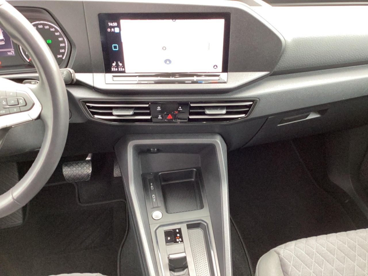 Fahrzeugabbildung Volkswagen Caddy Life 1.5 TSI DSG AHK Navi Climatronic SHZ