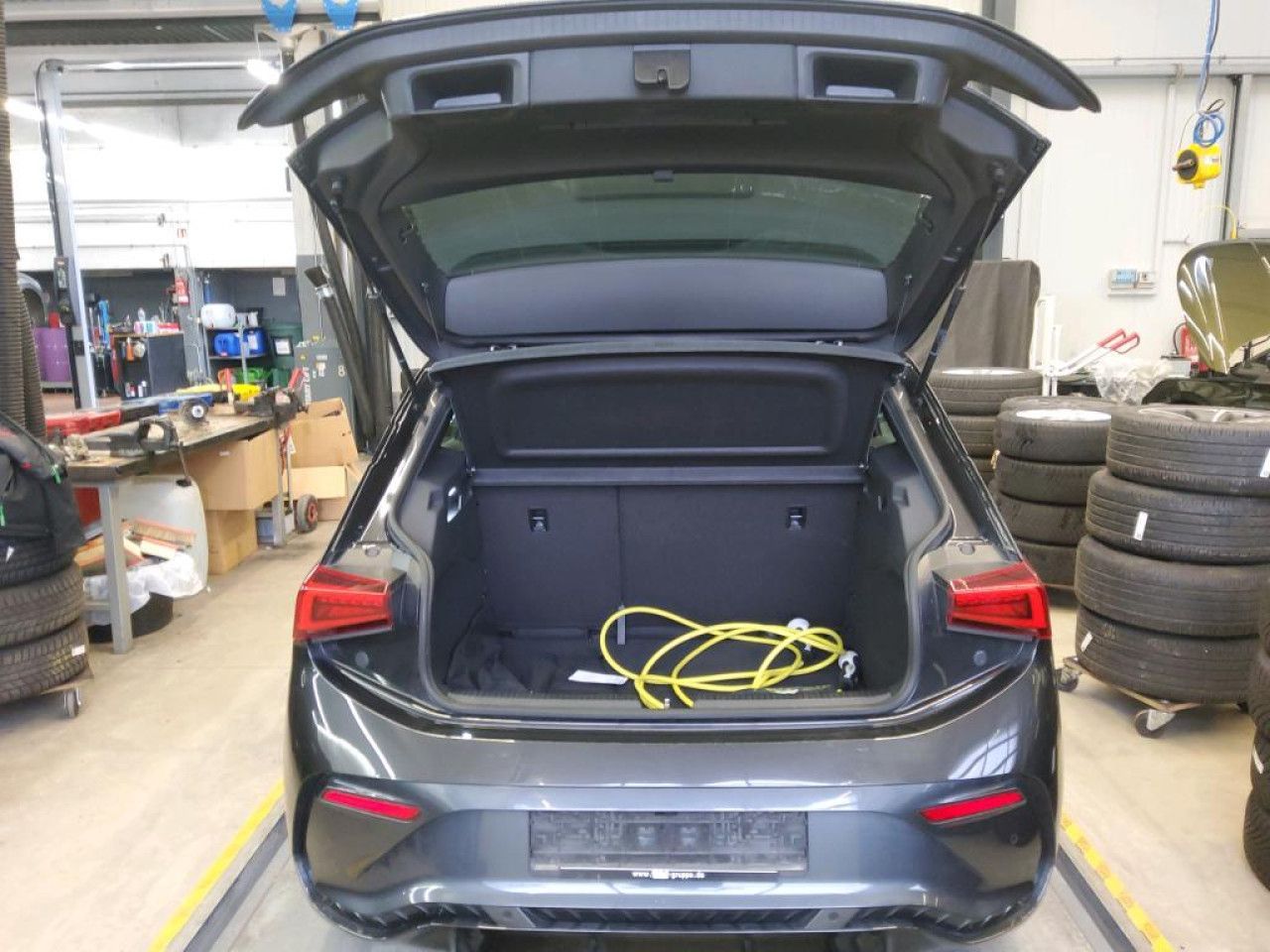 Fahrzeugabbildung CUPRA Born electric 62 kWh Kamera Navi LED Sitzheizung