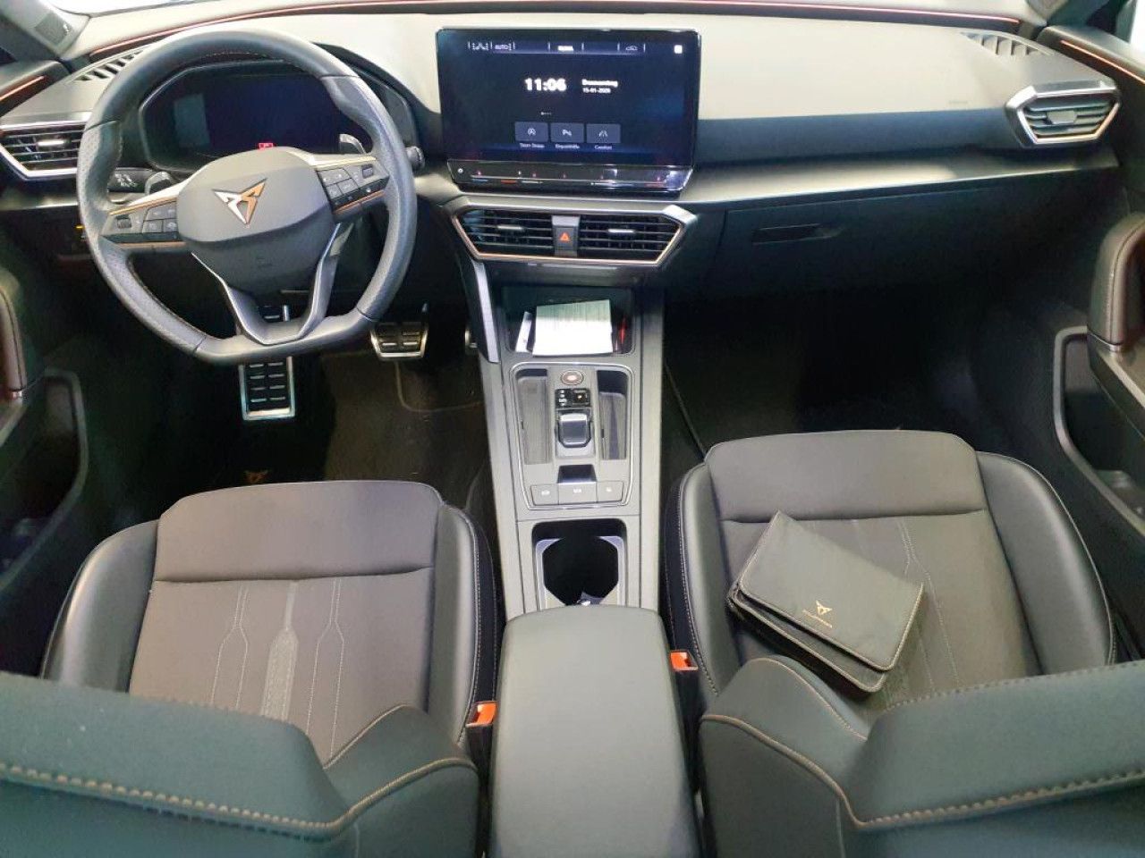 Fahrzeugabbildung CUPRA Leon Sportstourer VZ 2.0 TSI DSG Navi LED Klima