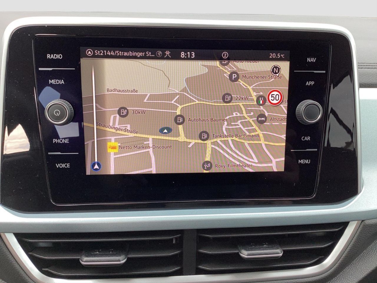 Fahrzeugabbildung Volkswagen T-ROC GOAL 2.0 TDI DSG Kamera Navi LED-Plus AHK