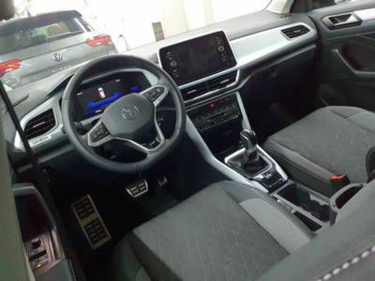 Fahrzeugabbildung Volkswagen T-ROC GOAL 2.0 TDI DSG Kamera Navi LED-Plus AHK