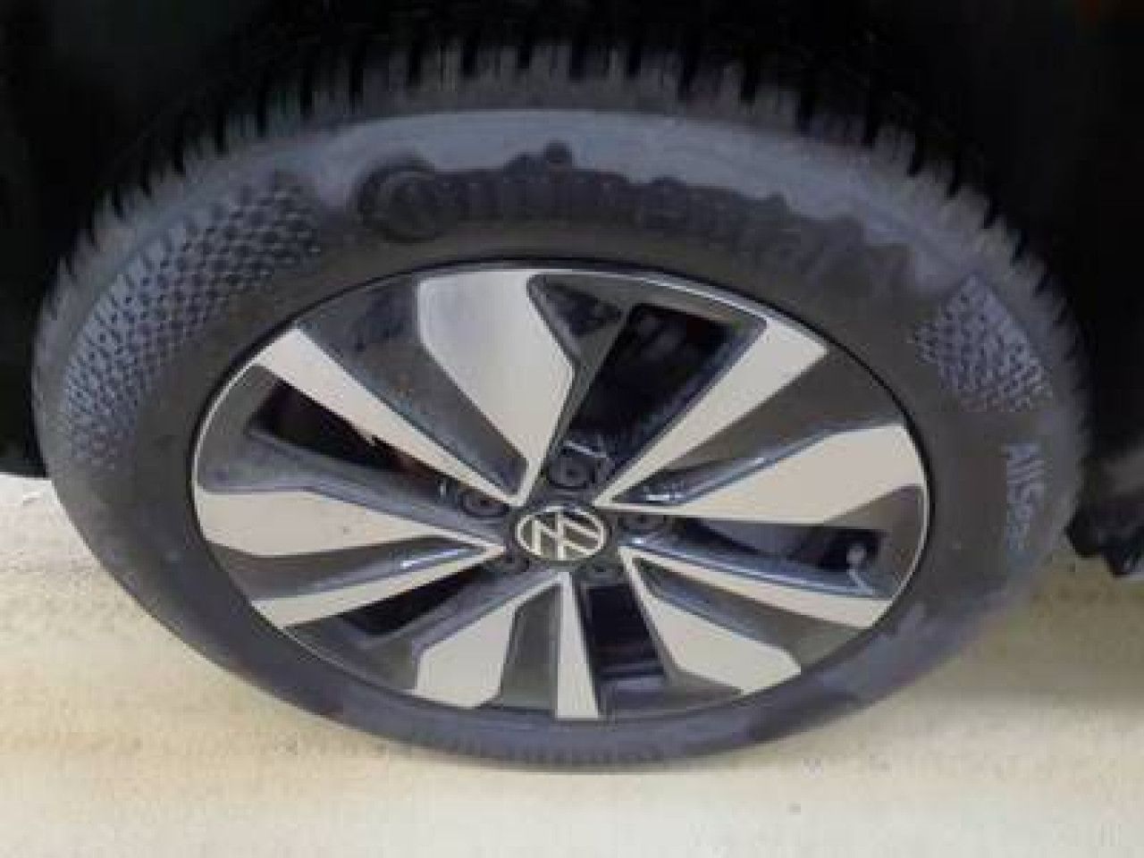 Fahrzeugabbildung Volkswagen T-ROC GOAL 2.0 TDI DSG Kamera Navi LED-Plus AHK