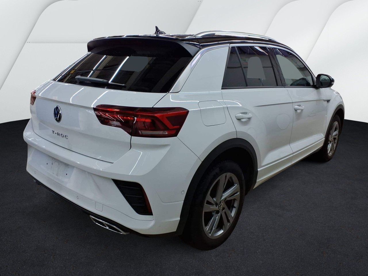 Fahrzeugabbildung Volkswagen T-ROC R-Line 1.5 TSI DSG AHK Navi Kamera LED