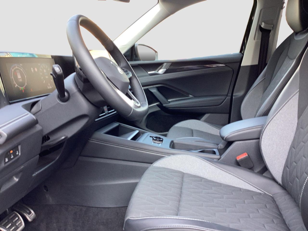 Fahrzeugabbildung Volkswagen Tiguan GOAL 2.0 TDI DSG AHK Kamera Navi LED-Plus