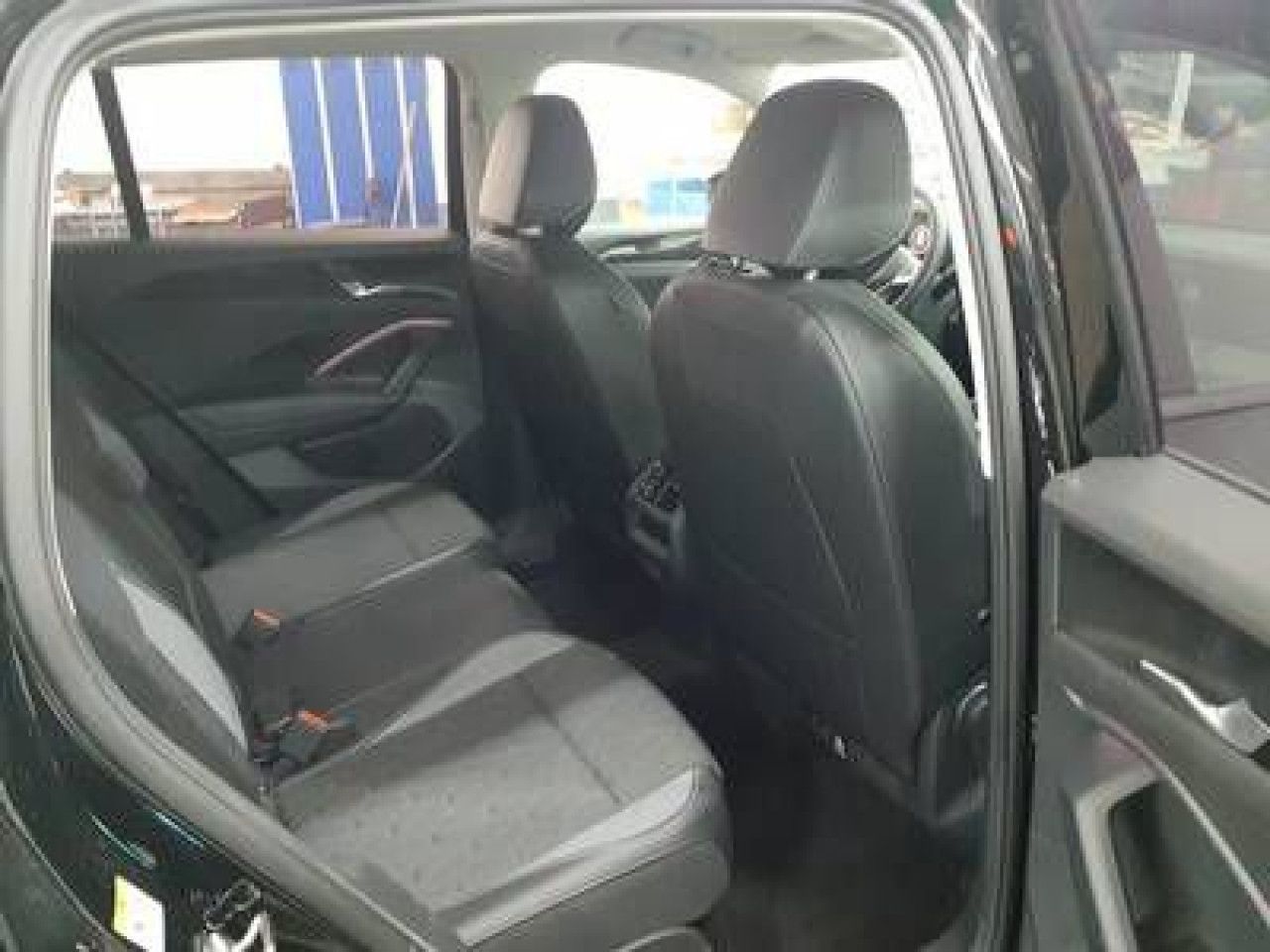 Fahrzeugabbildung Volkswagen Tiguan GOAL 2.0 TDI DSG AHK Kamera Navi LED-Plus