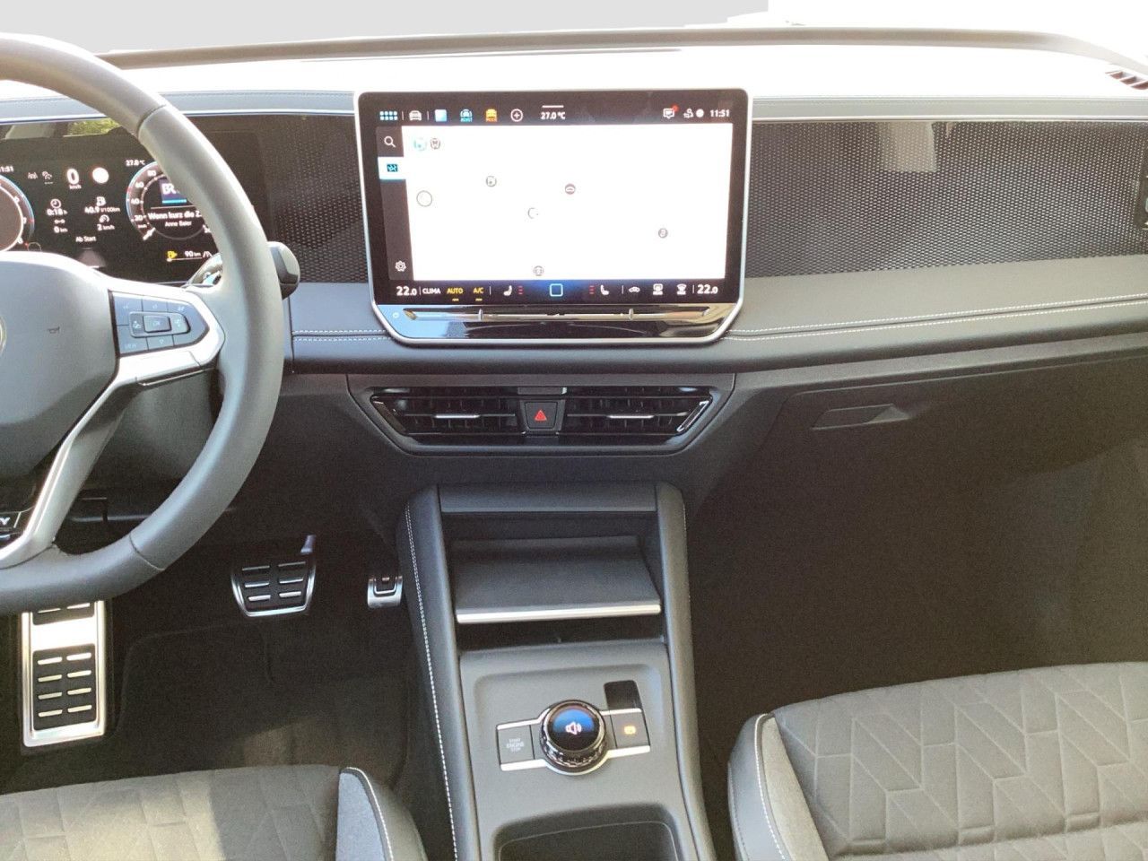 Fahrzeugabbildung Volkswagen Tiguan ENERGY 1.5 l eTSI OPF 110 kW (150 PS) LED