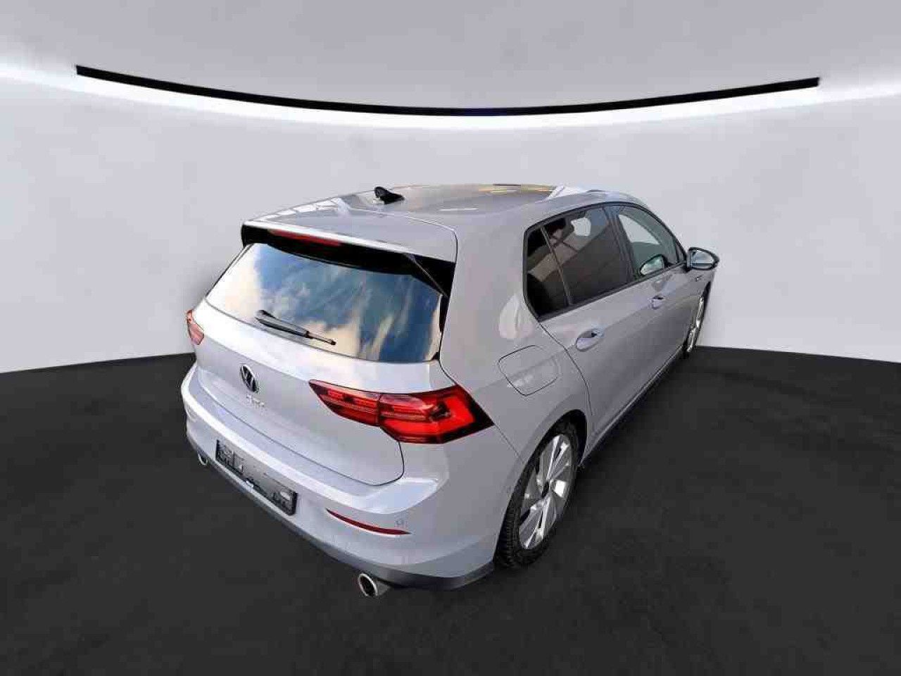 Fahrzeugabbildung Volkswagen Golf GTI 2.0 TSI DSG Navi IQ.Light Kamera ACC