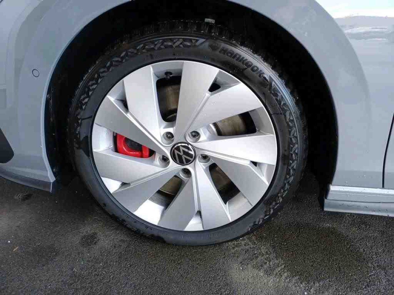 Fahrzeugabbildung Volkswagen Golf GTI 2.0 TSI DSG Navi IQ.Light Kamera ACC