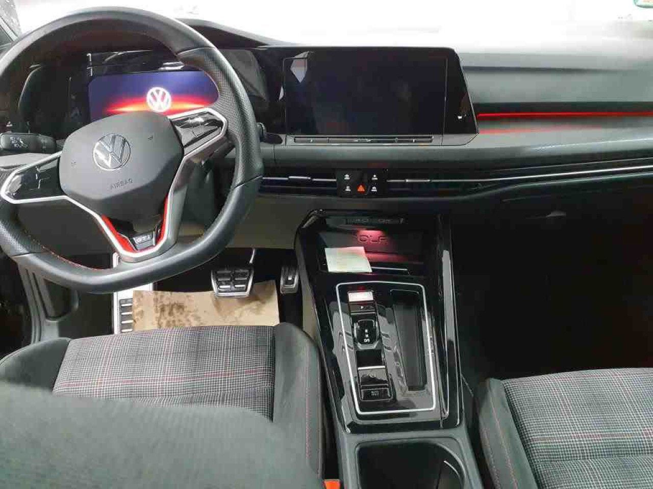 Fahrzeugabbildung Volkswagen Golf GTI 2.0 TSI DSG Navi Kamera LED-Plus ACC