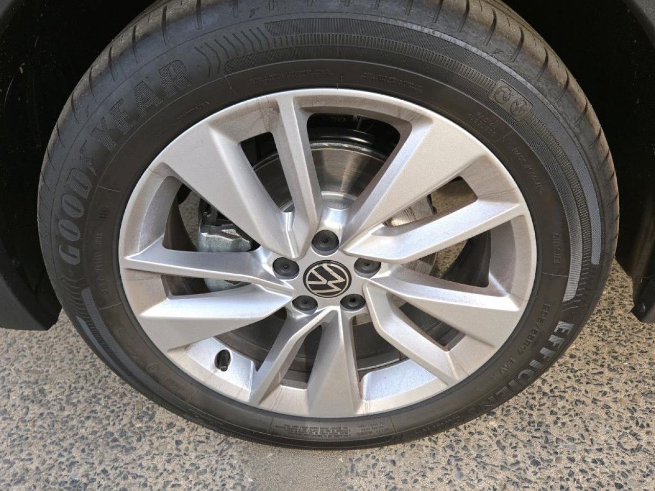 Fahrzeugabbildung Volkswagen T-Cross Life 1.0 TSI DSG AHK Kamera IQ.Light LED