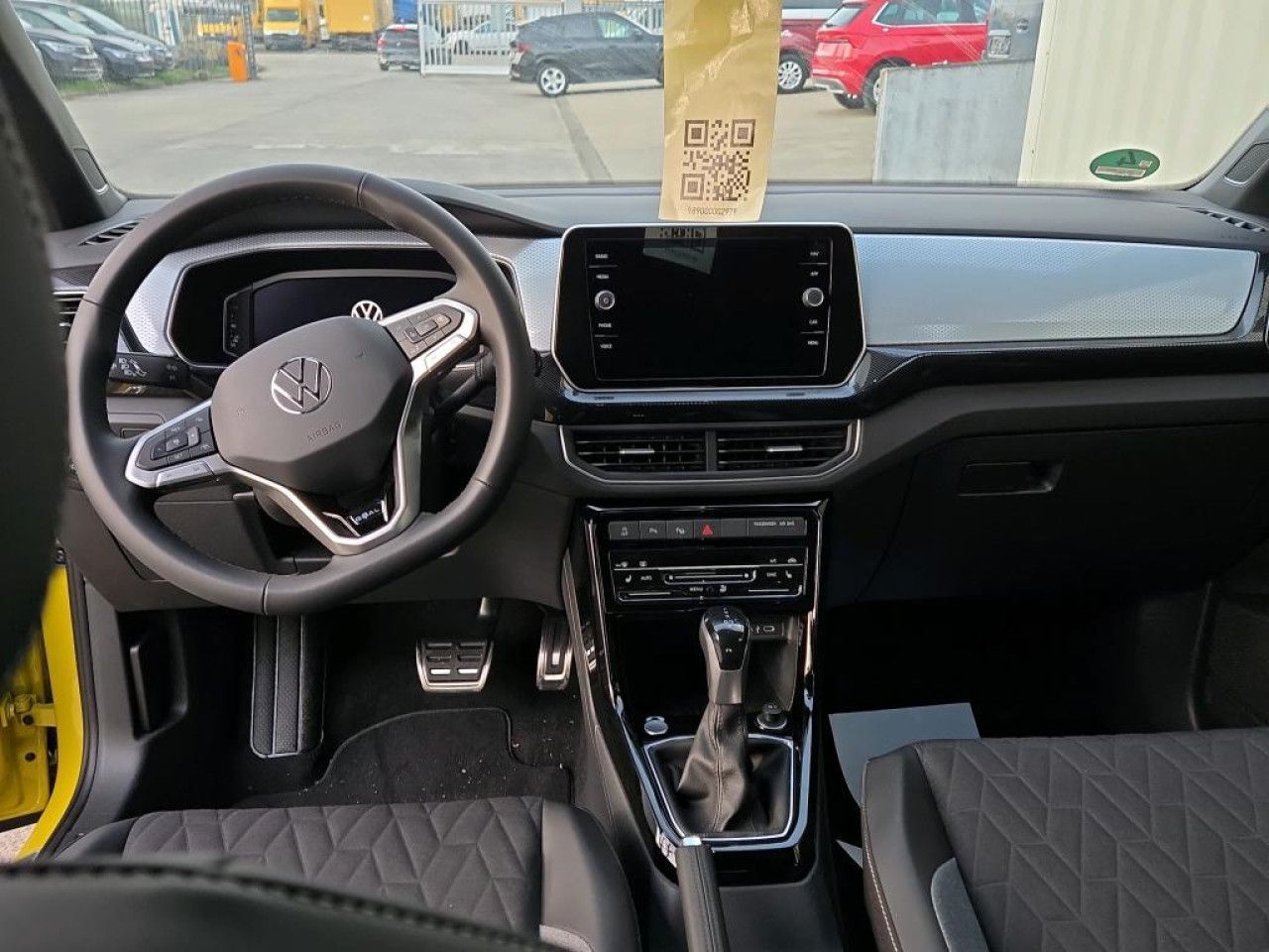 Fahrzeugabbildung Volkswagen T-Cross Life 1.0 TSI DSG AHK Kamera IQ.Light LED