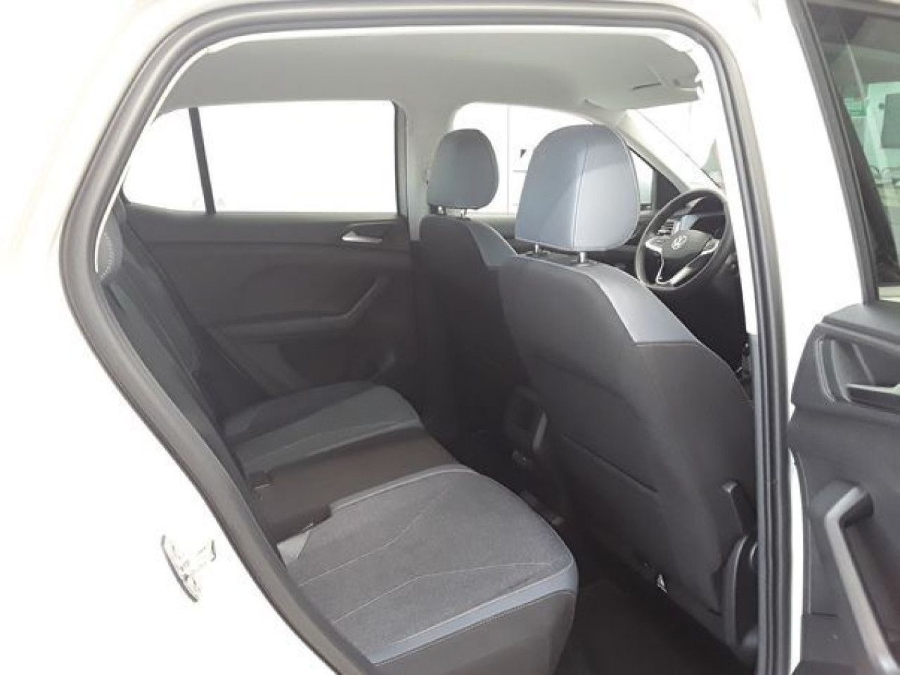 Fahrzeugabbildung Volkswagen T-Cross Style 1.0 TSI DSG Kamera Navi IQ.Lighit