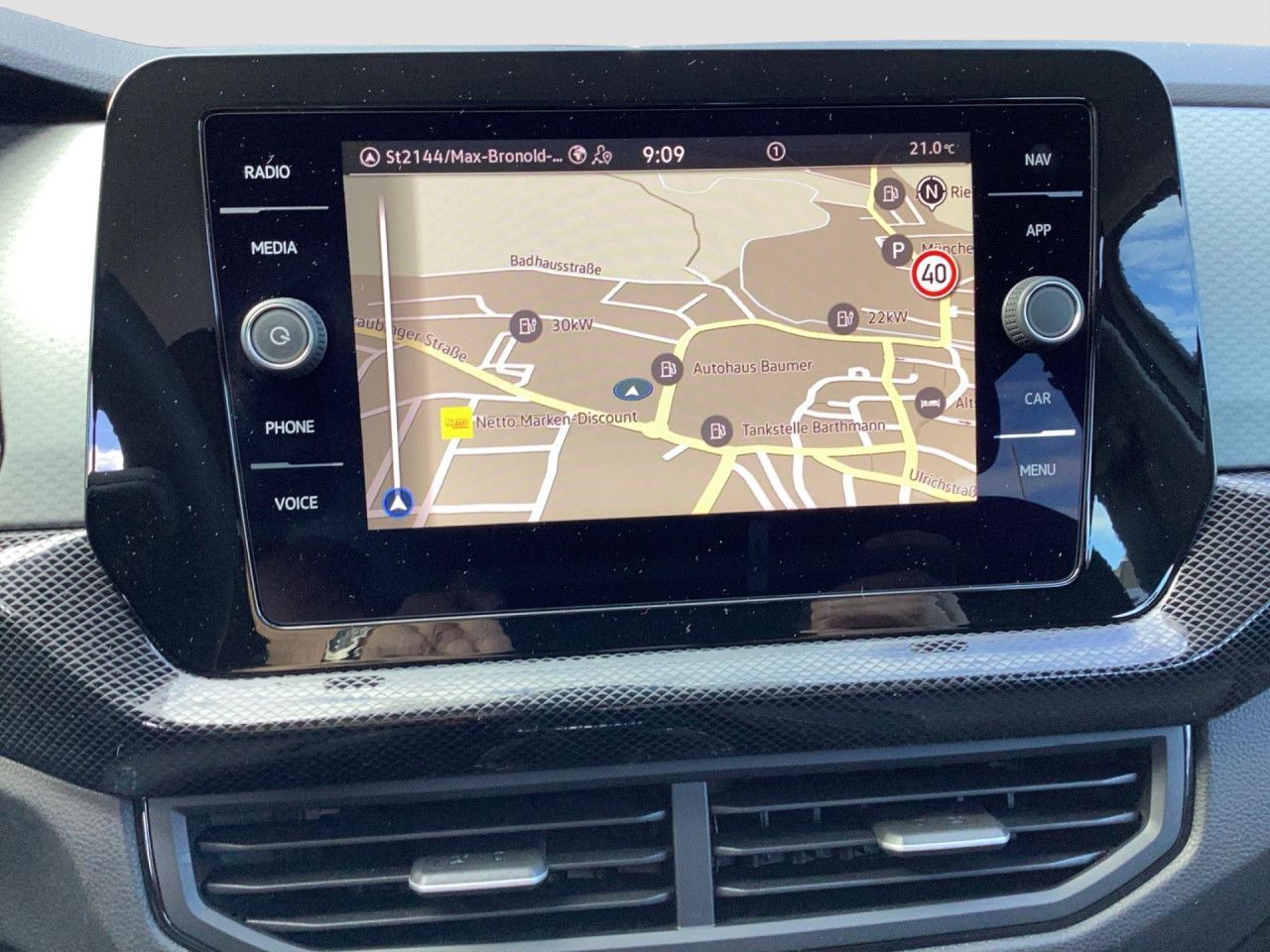 Fahrzeugabbildung Volkswagen T-Cross Life 1.0 TSI Kamera Navi LED ACC Klima