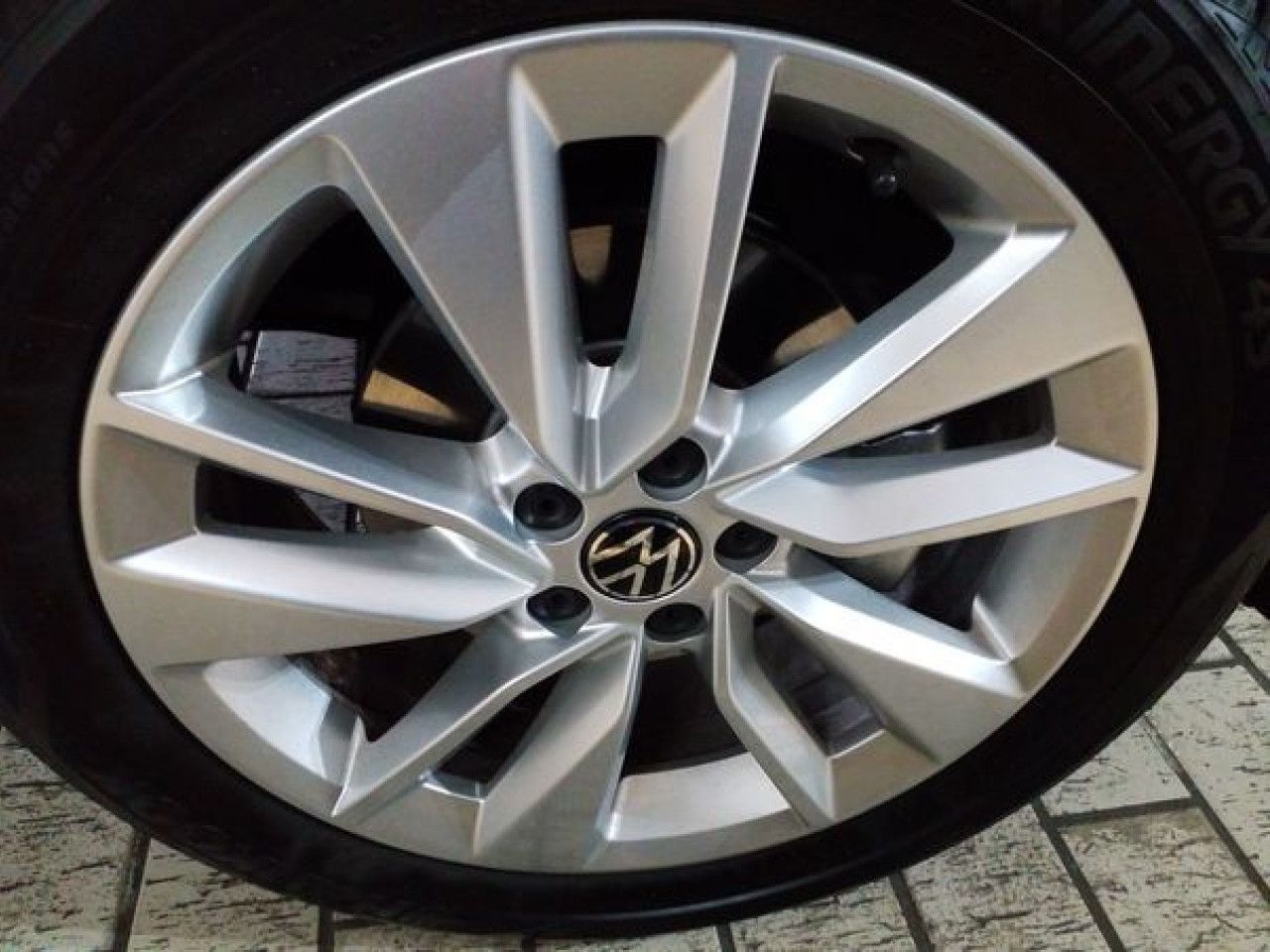 Fahrzeugabbildung Volkswagen T-Cross Life 1.5 TSI DSG Kamera Navi LED Klima