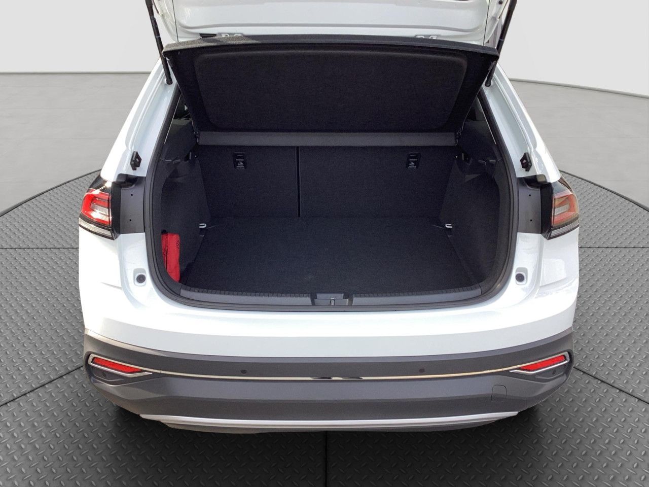 Fahrzeugabbildung Volkswagen Taigo Style 1.0 TSI DSG Kamera IQ Light Black