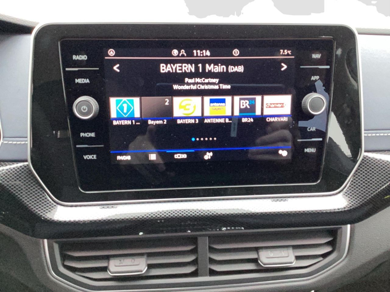 Fahrzeugabbildung Volkswagen T-Cross Style 1.0 TSI DSG Kamera IQ.Light ACC
