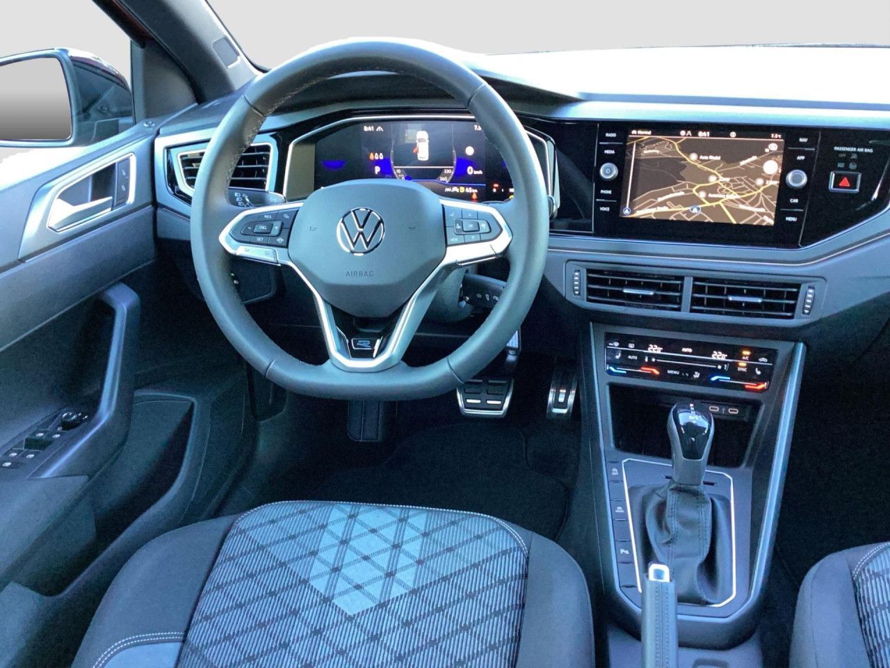 Fahrzeugabbildung Volkswagen Polo R-Line 1.0 TSI DSG Kamera IQ.Light Navi LED