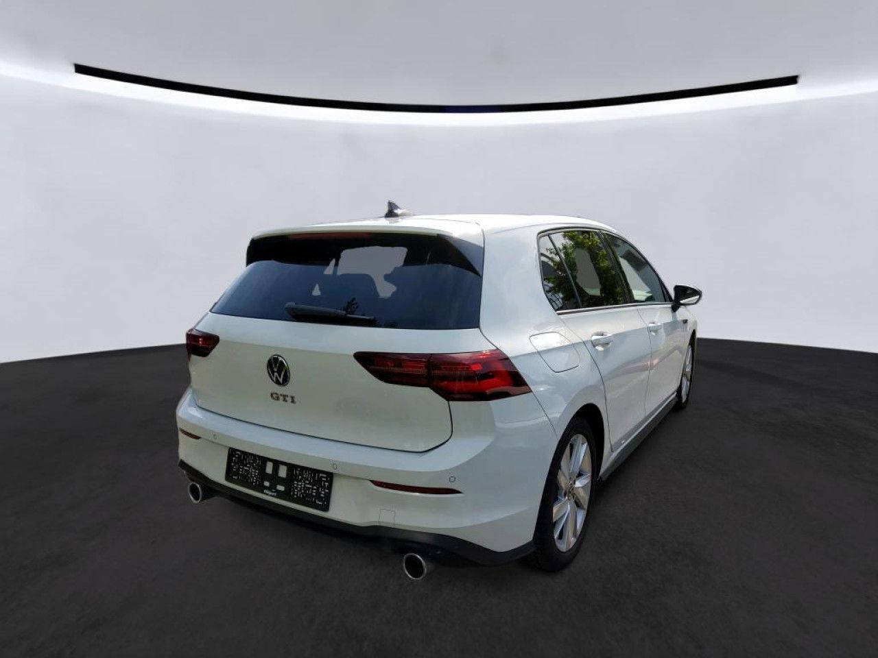 Fahrzeugabbildung Volkswagen Golf VIII GTI 2.0 TSI DSG IQ.Light Navi Kamera