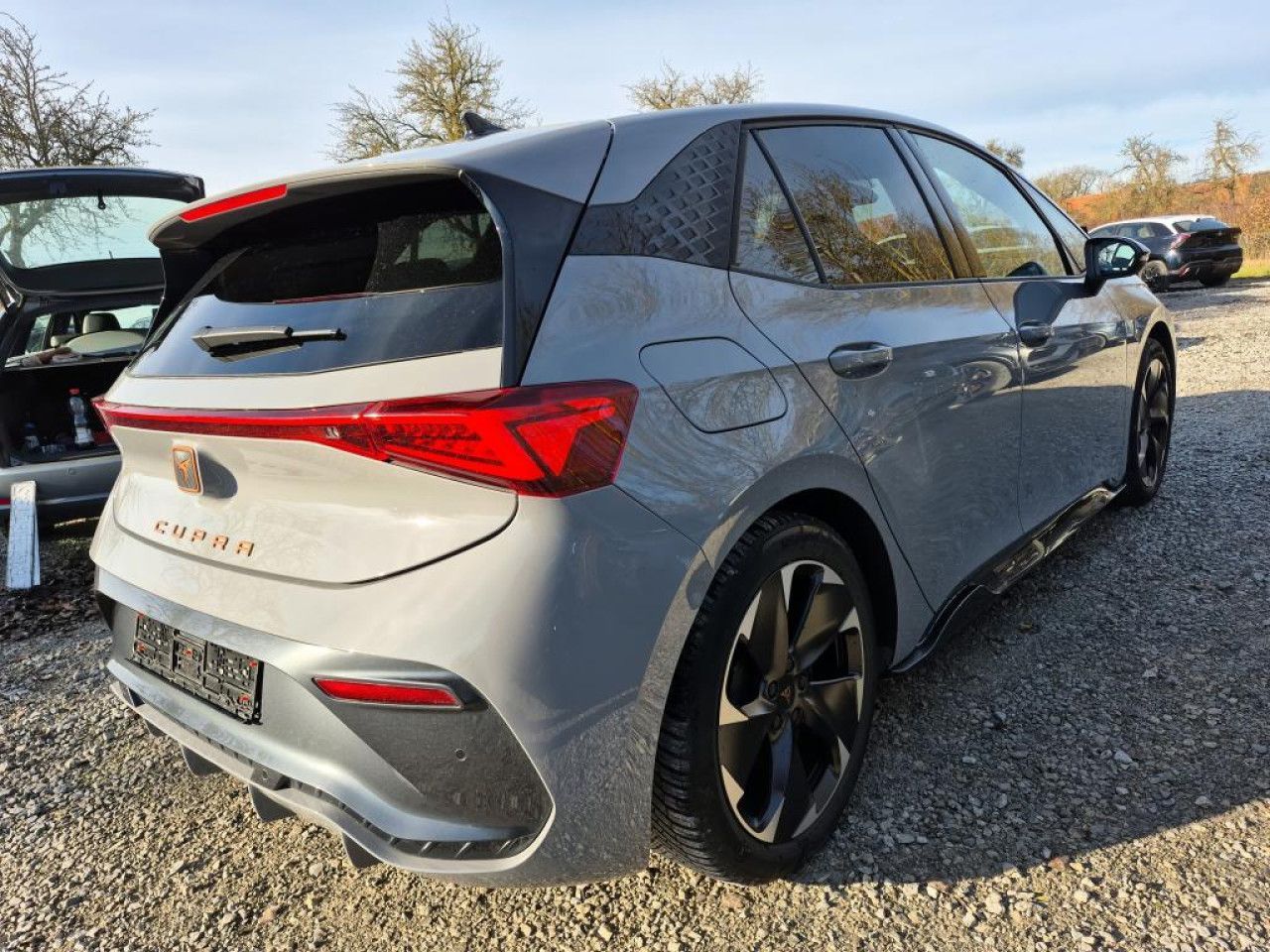 Fahrzeugabbildung CUPRA Born e-Boost electric 62 kWh Navi LED Kamera