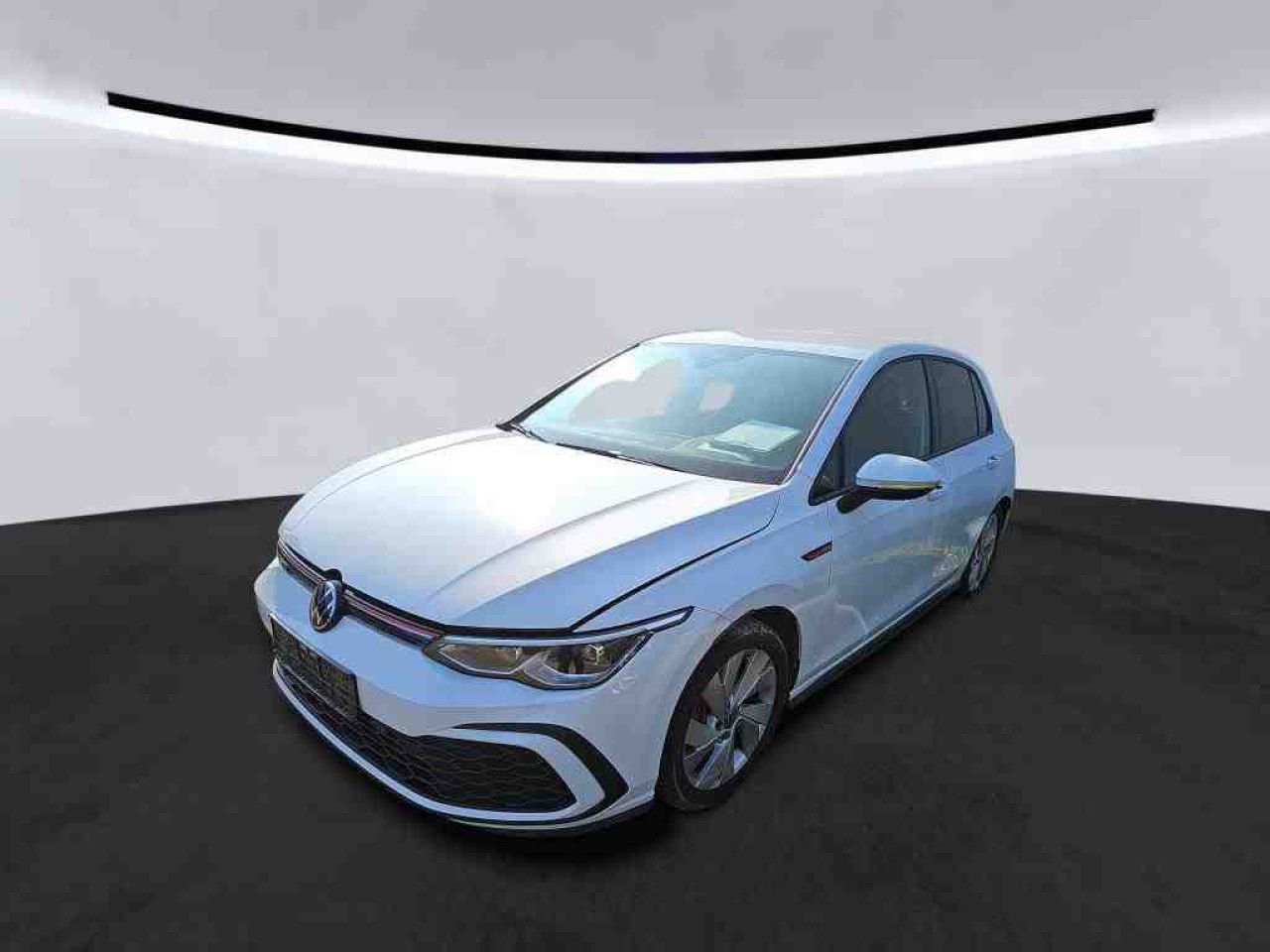 Fahrzeugabbildung Volkswagen Golf VIII GTI 2.0 TSI DSG Navi LED-Plus Kamera
