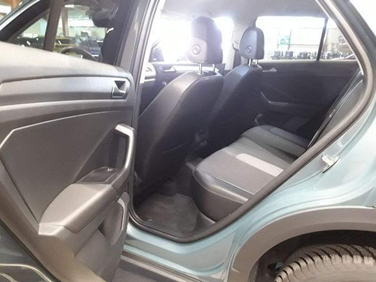 Fahrzeugabbildung Volkswagen T-Roc GOAL 1.5 TSI DSG Navi LED-Plus Kamera