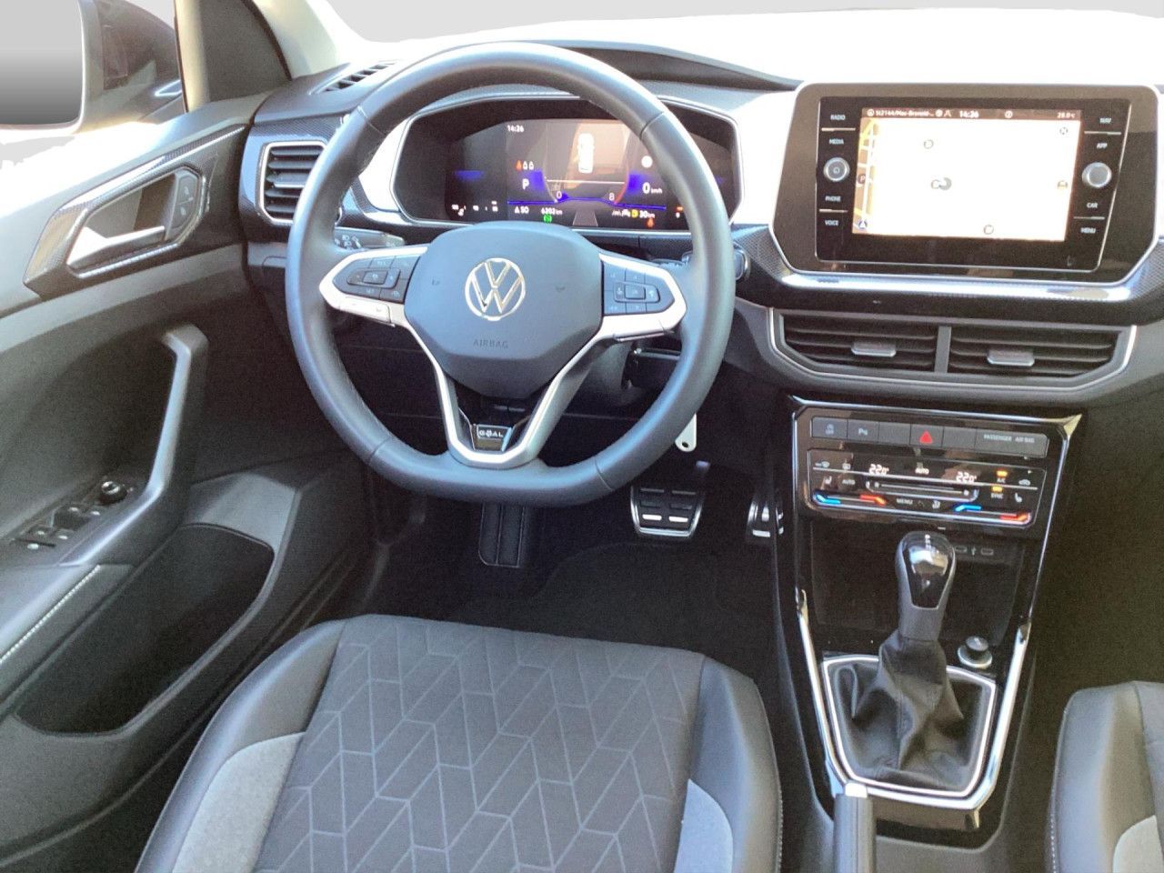 Fahrzeugabbildung Volkswagen T-Cross GOAL 1.5 TSI DSG AHK Navi Kamera LED ACC