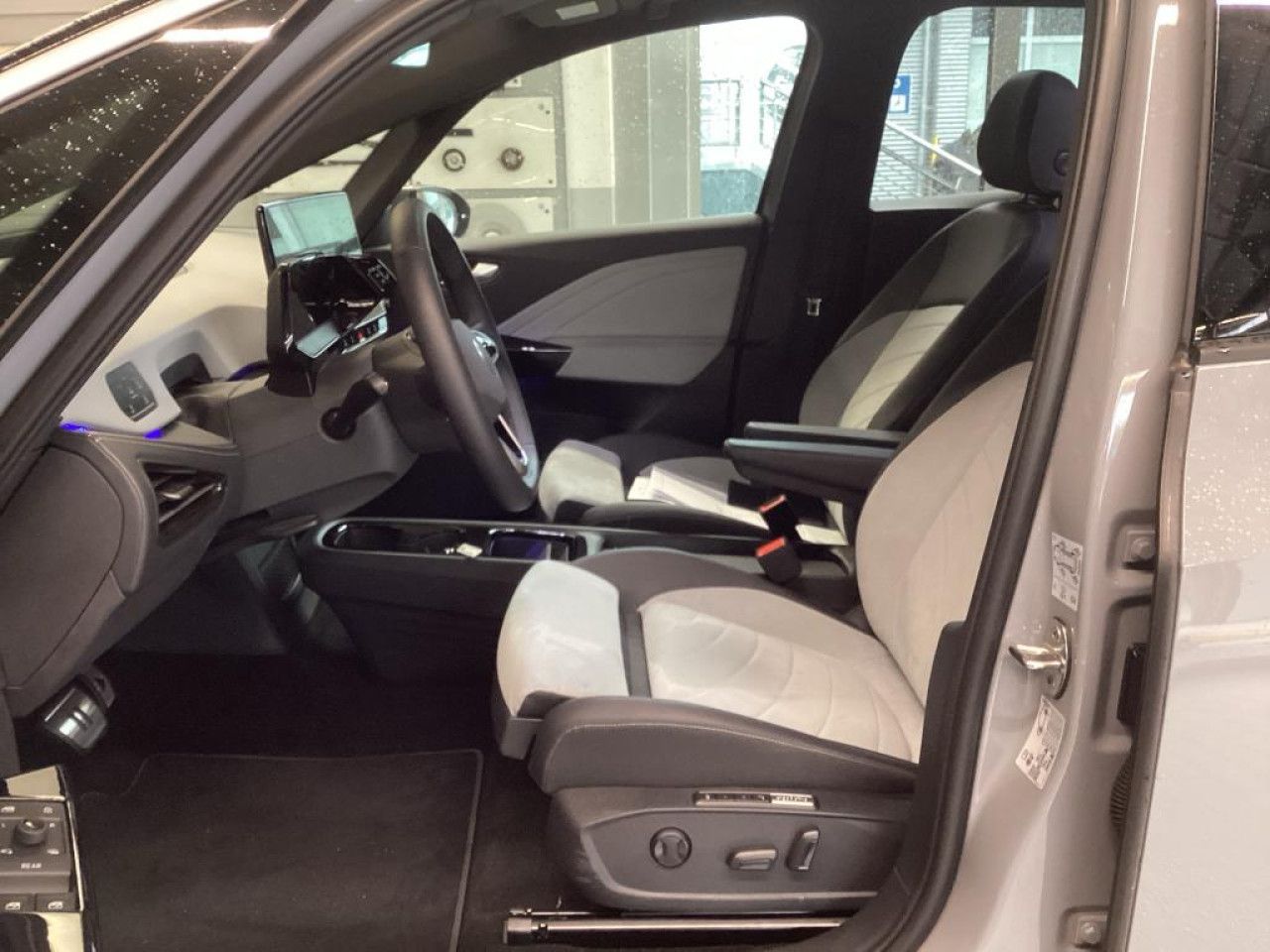 Fahrzeugabbildung Volkswagen ID.3 MOVE Pro 62 kWh Kamera LED Navi ACC Klima