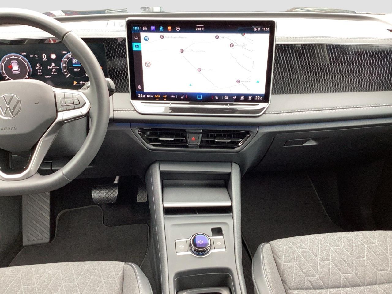 Fahrzeugabbildung Volkswagen Tiguan Life 1.5 eTSI DSG AHK Kamera Navi LED ACC