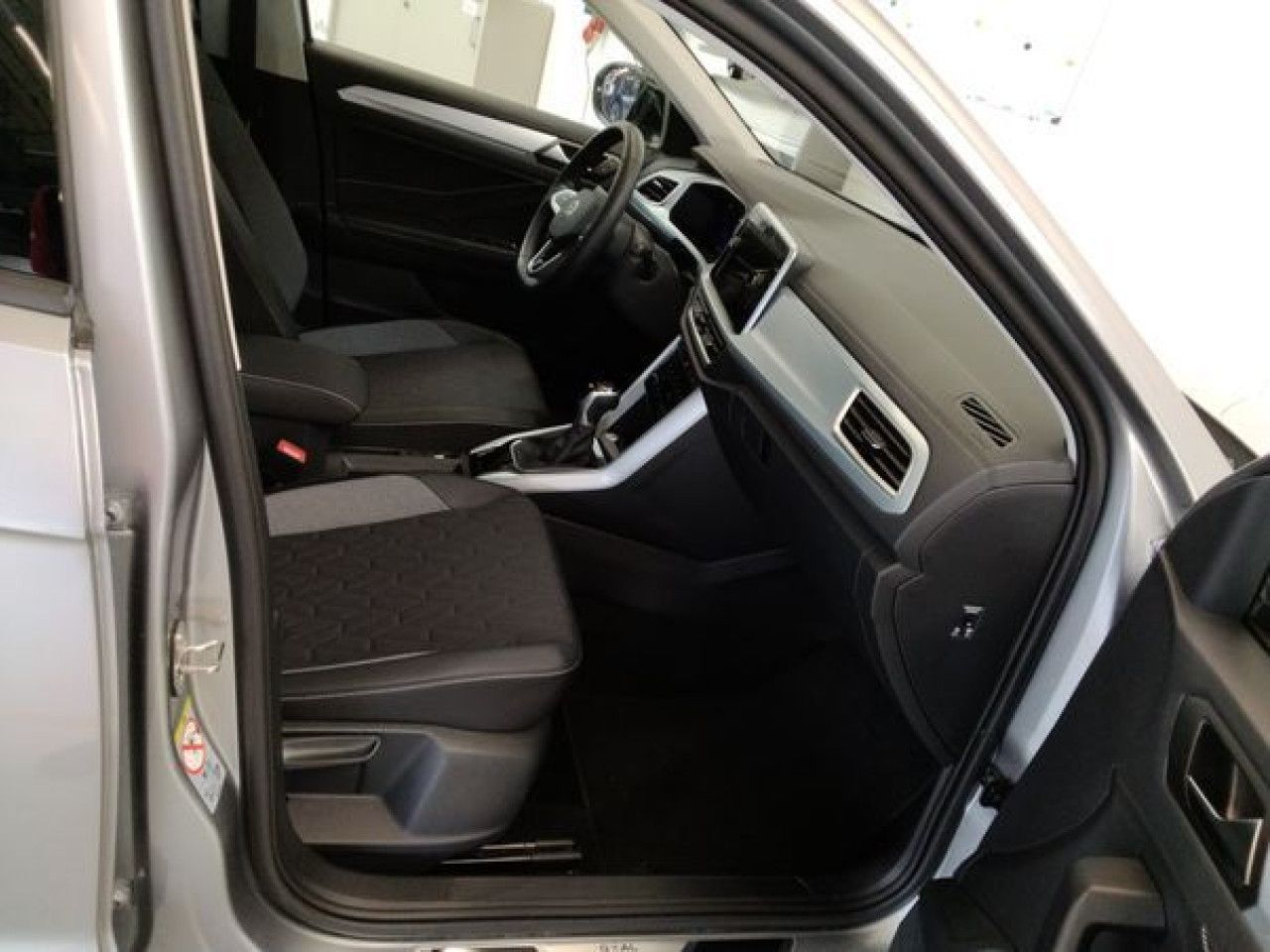 Fahrzeugabbildung Volkswagen T-Roc GOAL 1.5 TSI DSG Kamera Navi LED ACC Klima