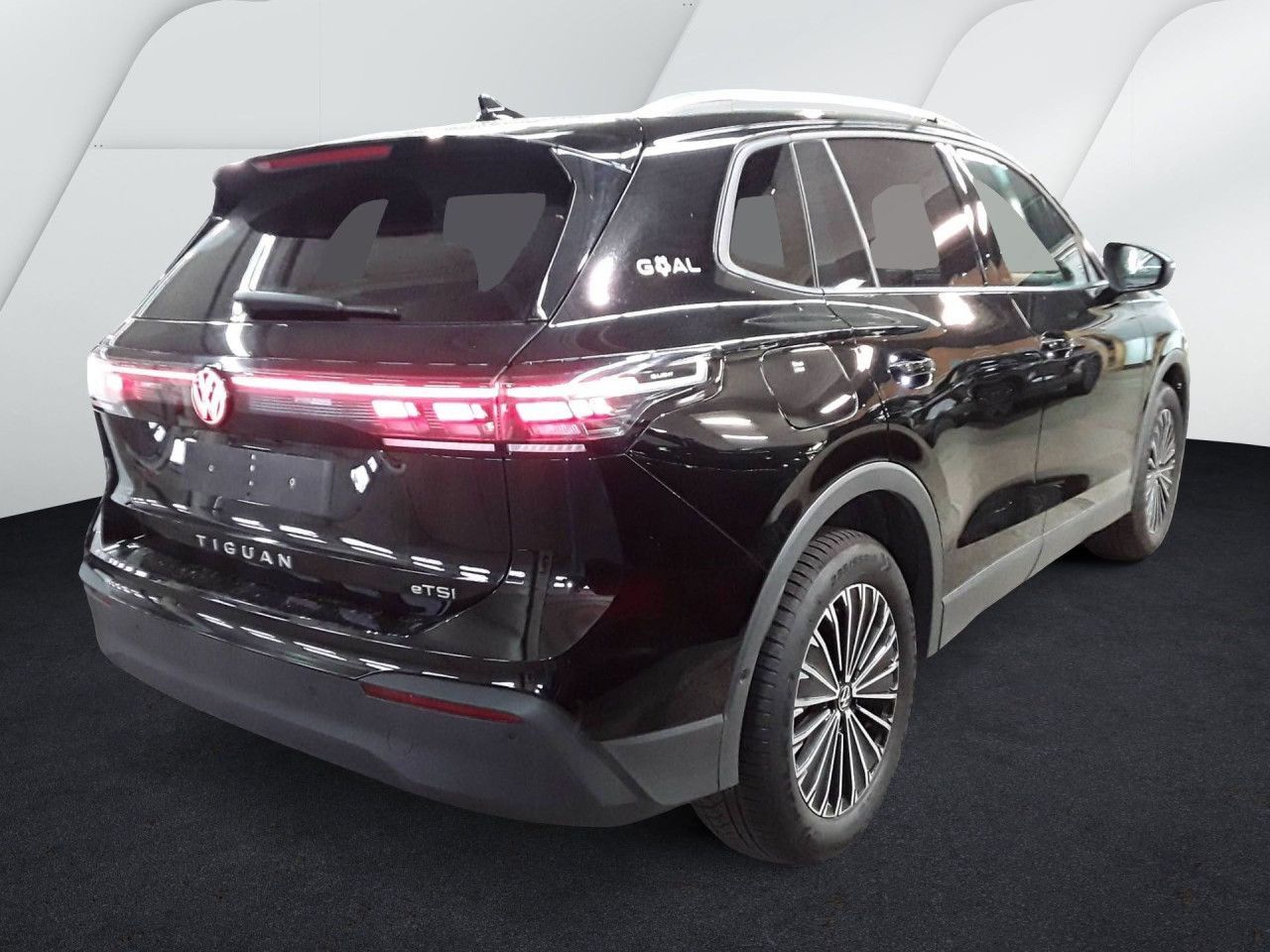 Fahrzeugabbildung Volkswagen Tiguan GOAL 1.5 eTSI DSG AHK IQ.Light Kamera LED