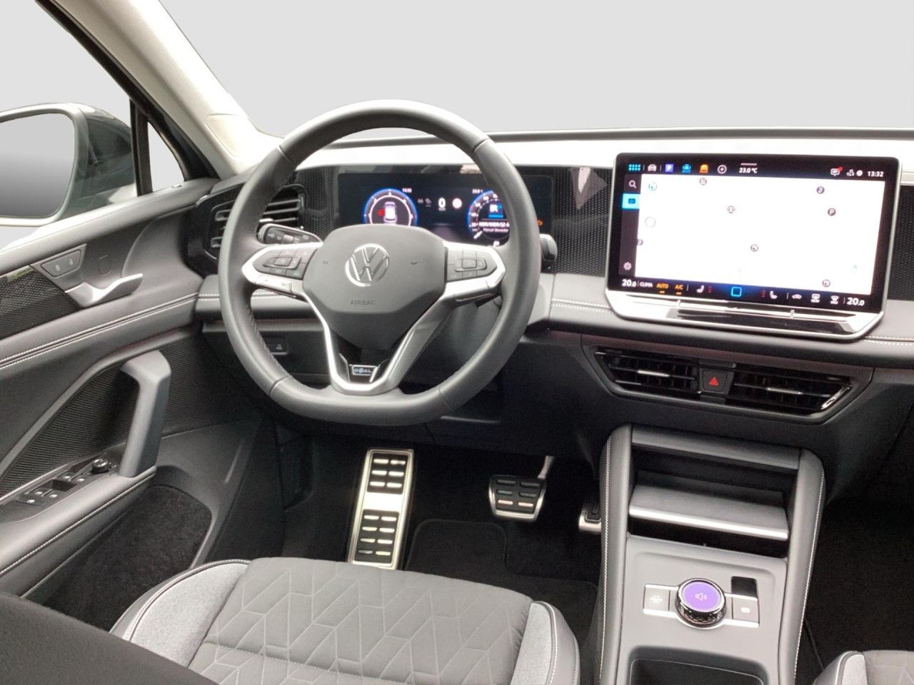 Fahrzeugabbildung Volkswagen Tiguan GOAL 2.0 TDI DSG AHK Kamera Navi LED
