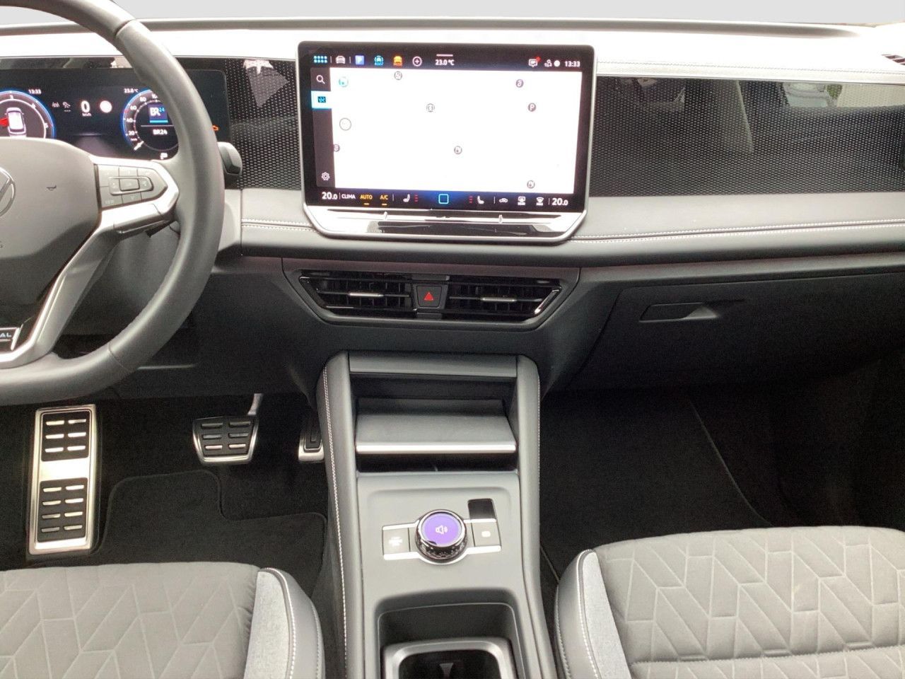 Fahrzeugabbildung Volkswagen Tiguan GOAL 2.0 TDI DSG AHK Kamera Navi LED