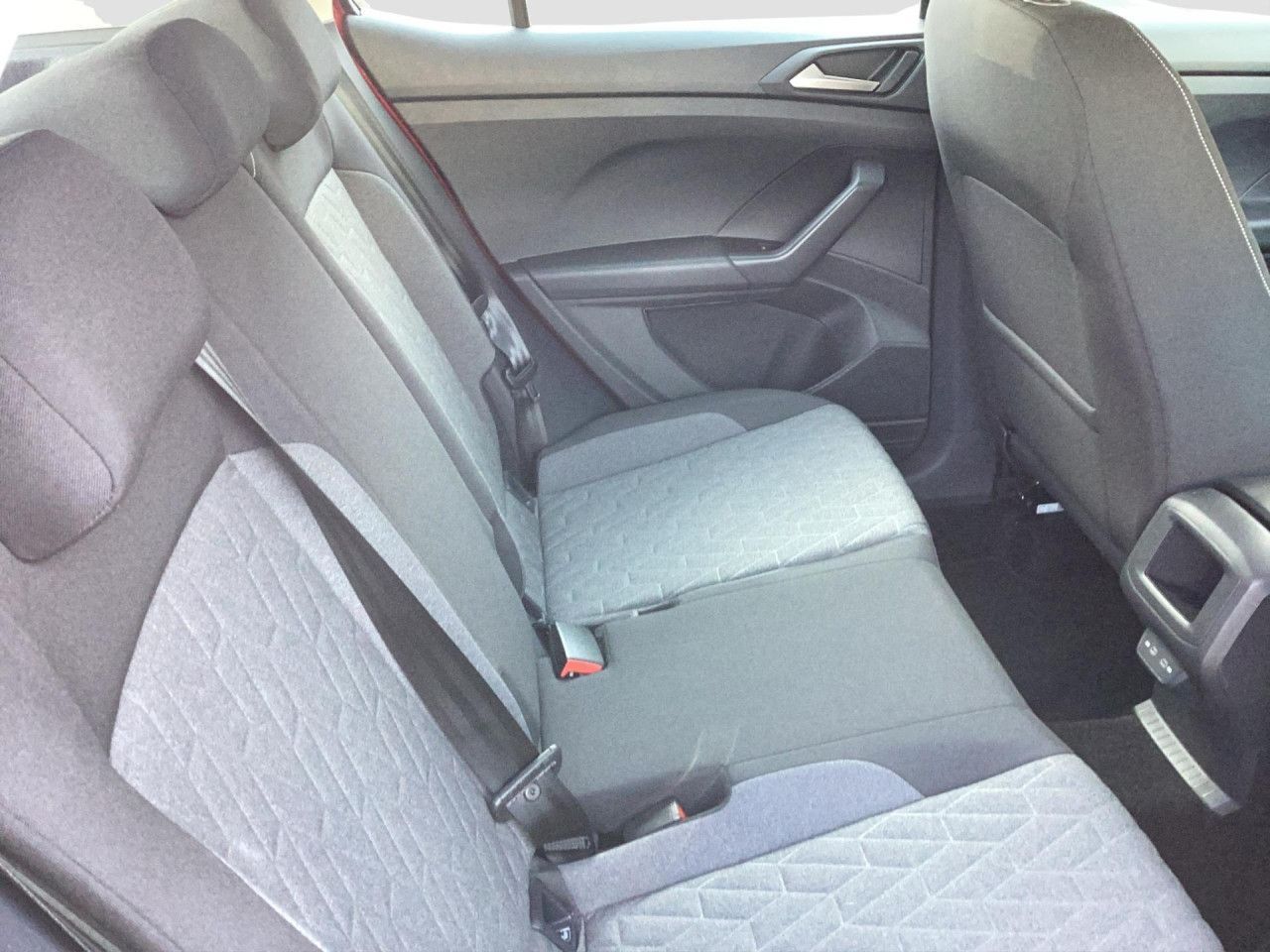 Fahrzeugabbildung Volkswagen T-Cross Life 1.0 TSI DSG Kamera Navi LED ACC PDC