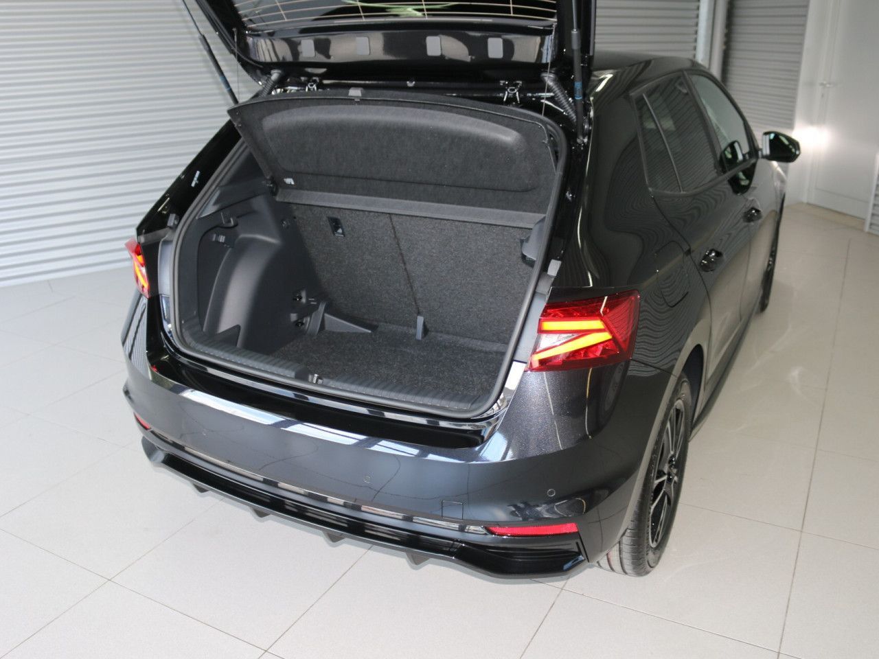 Fahrzeugabbildung SKODA Fabia Monte Carlo 1.0 TSI DSG LED Kamera Klima