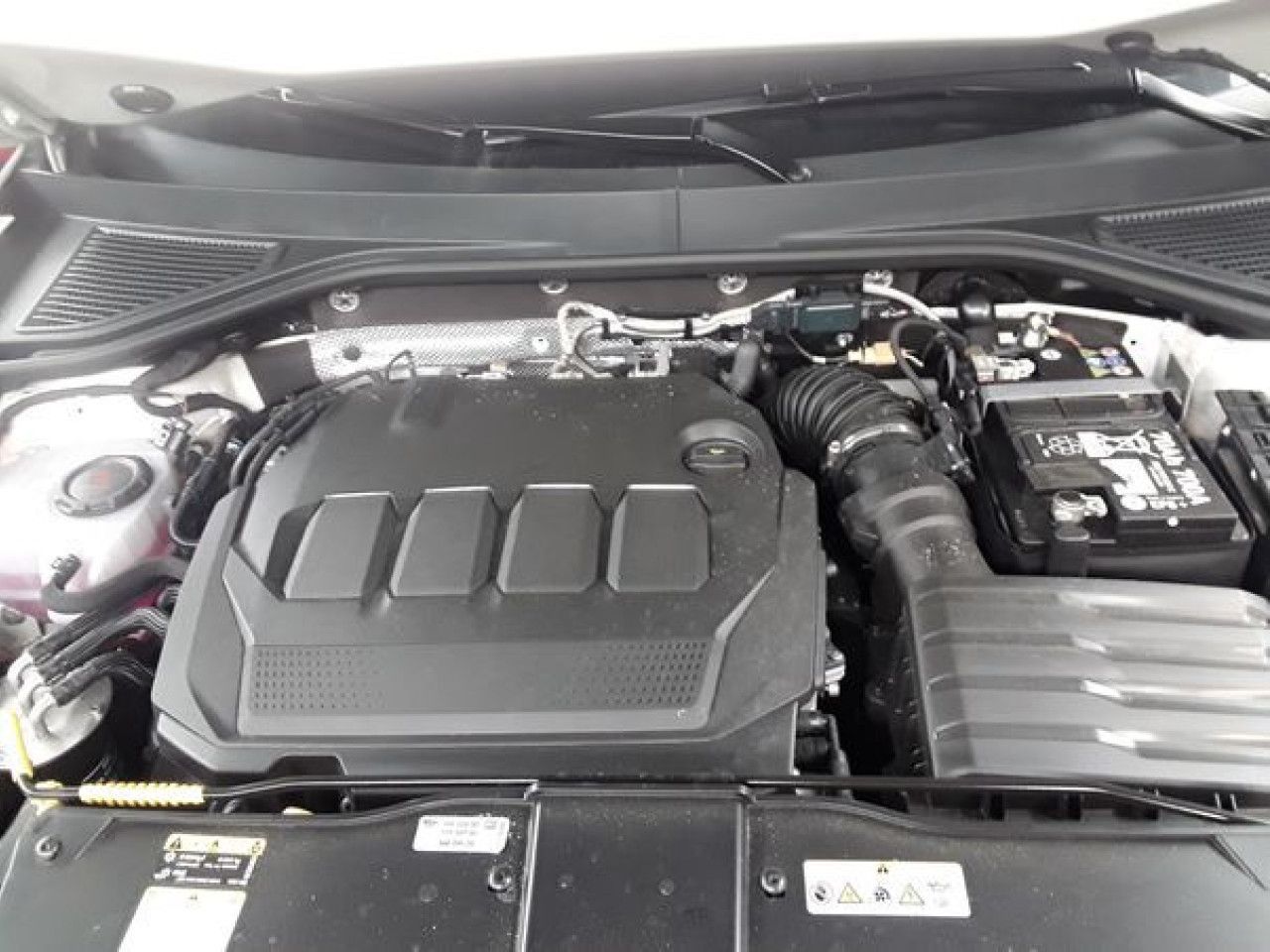 Fahrzeugabbildung Volkswagen T-Roc Style 2.0 TDI DSG Kamera Navi LED-Plus