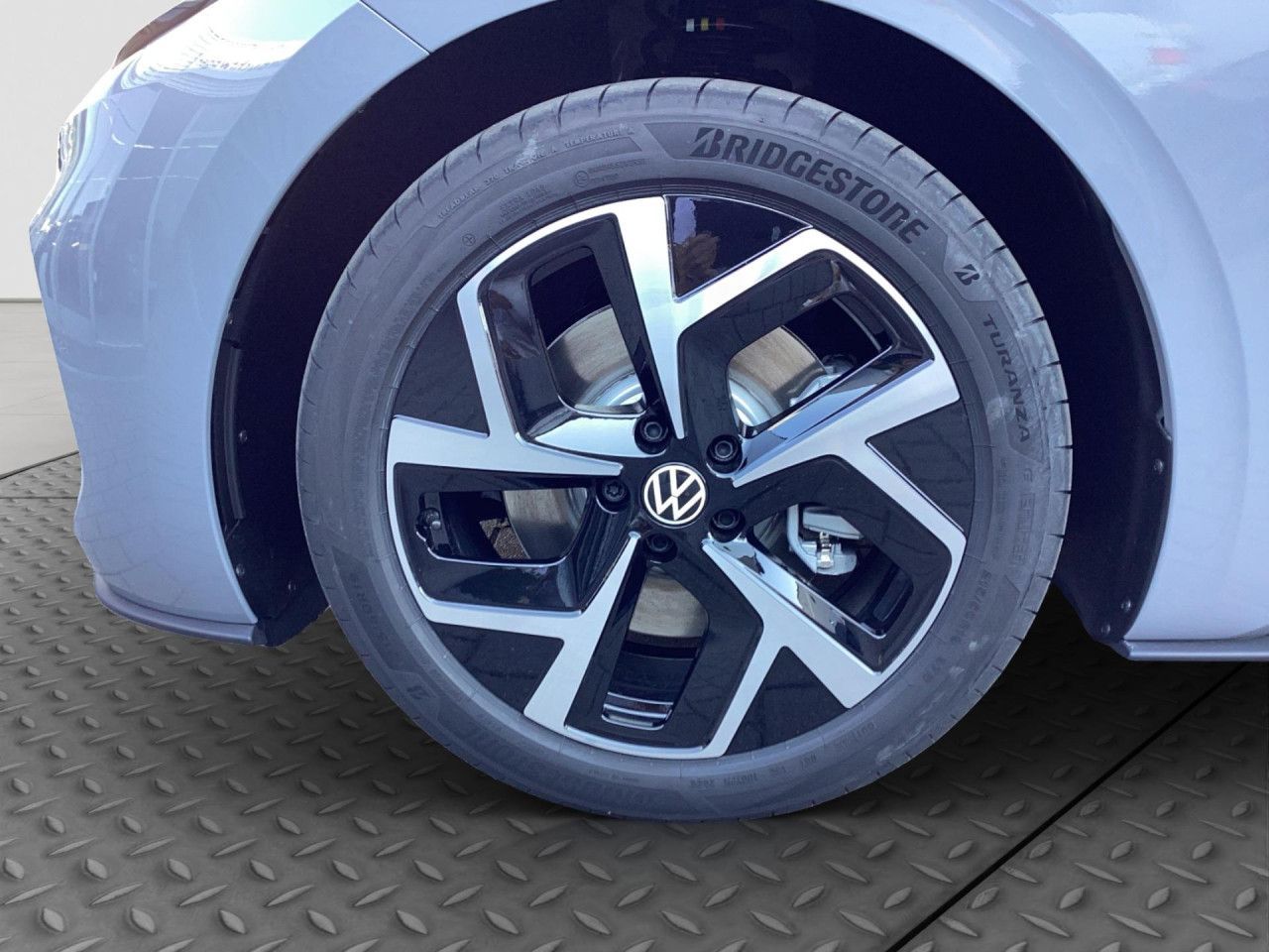 Fahrzeugabbildung Volkswagen ID.3 Neo Life 140 kW (190 PS) 58 kWh Bluetooth