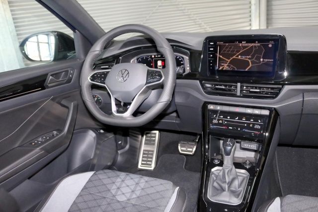 Fahrzeugabbildung Volkswagen T-ROC R-Line 2.0 TDI DSG Standheiz.IQ-Light Pano