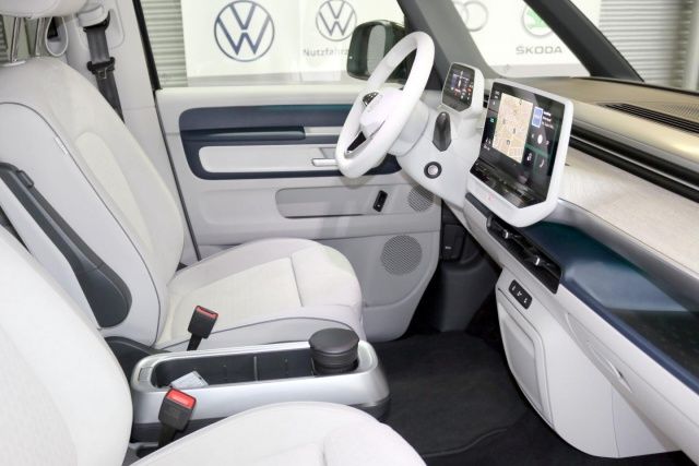 Fahrzeugabbildung Volkswagen ID. Buzz Pro Vollausstattung sofort Bluetooth