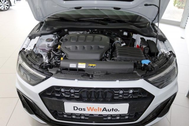 Fahrzeugabbildung Audi A1 Sportback S line TFSI S-Tronic LED Navi Klima